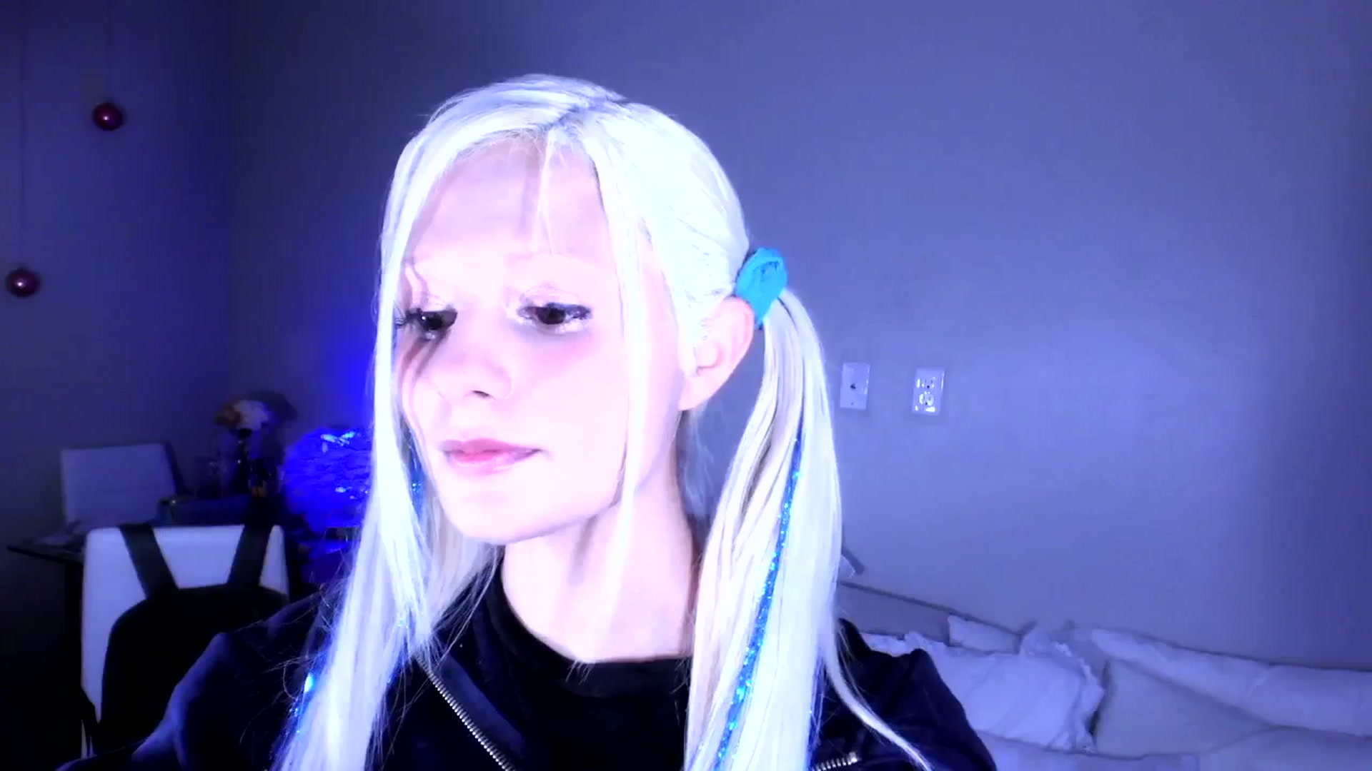 Gallery image thumbnail from Bambidoll00's myfreecams stream on, 01/25/2026, 23:11 image 15 of 20