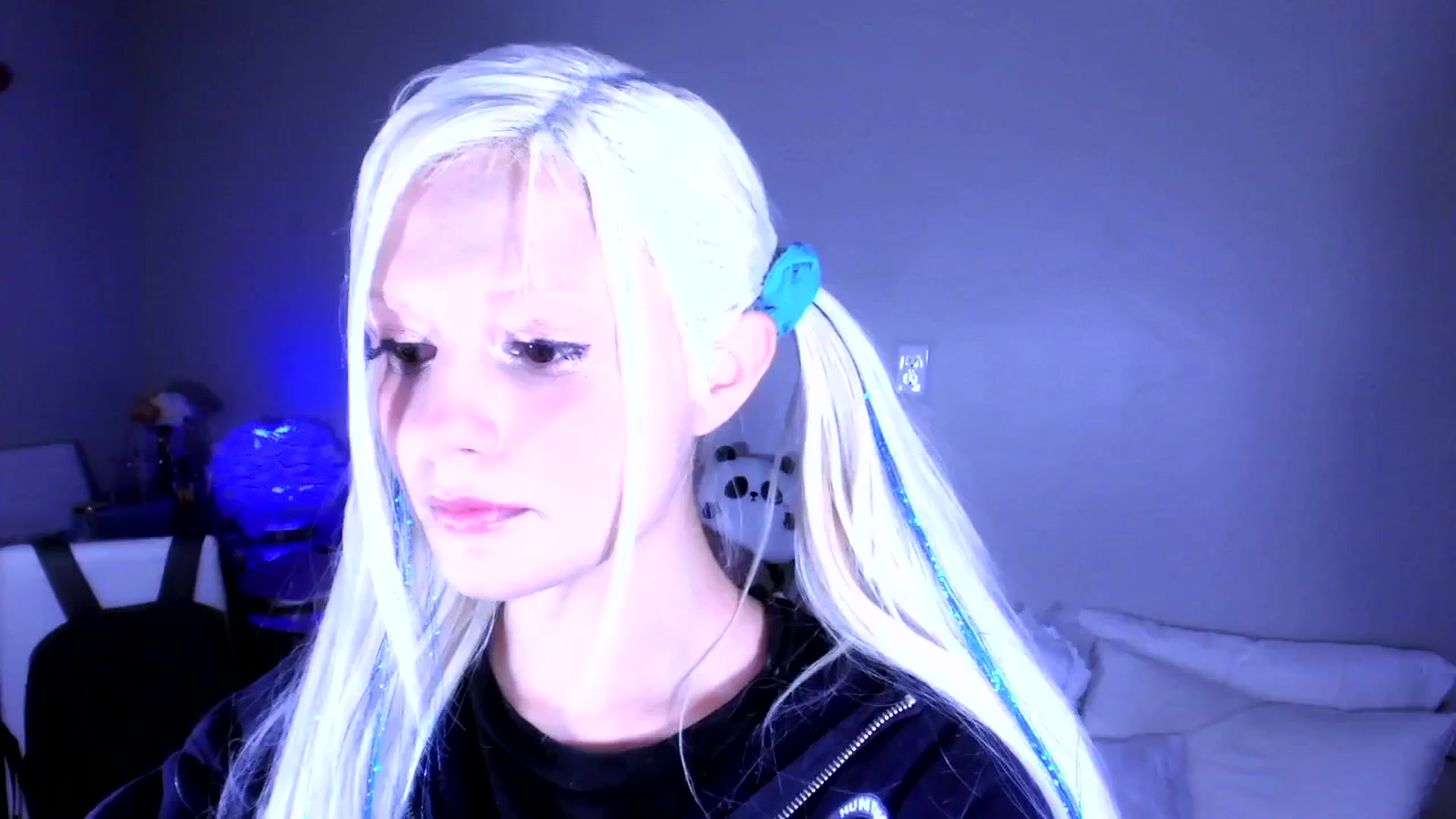 Gallery image thumbnail from Bambidoll00's myfreecams stream on, 01/26/2026, 01:00 image 6 of 20