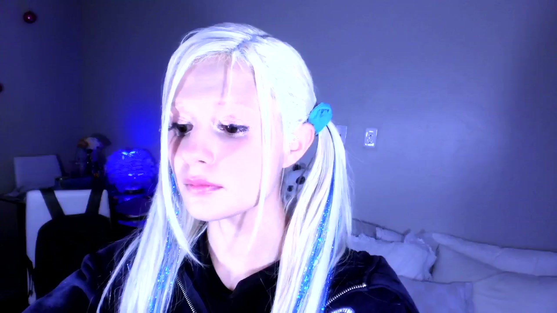 Gallery image thumbnail from Bambidoll00's myfreecams stream on, 01/26/2026, 02:35 image 8 of 20