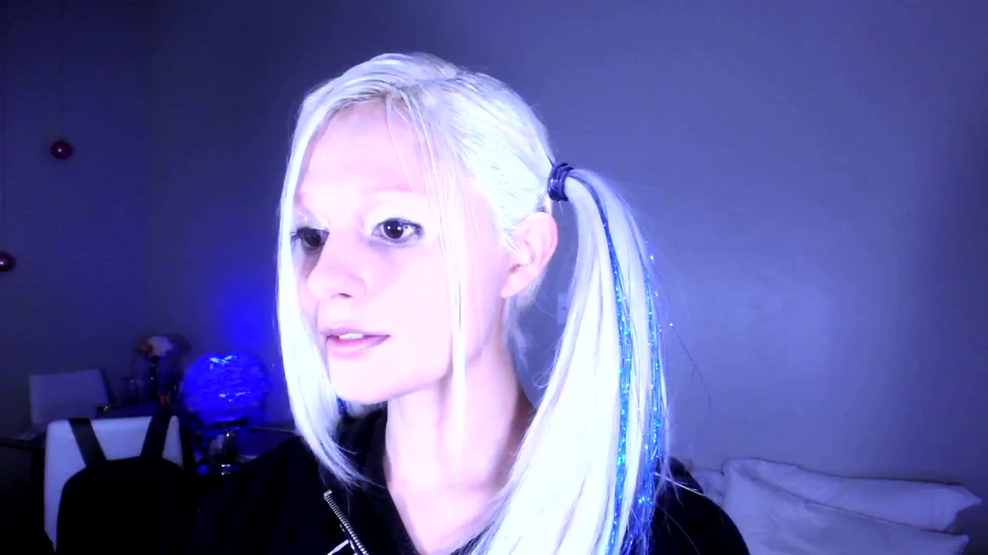 Gallery image thumbnail from Bambidoll00's myfreecams stream on, 02/02/2026, 01:25 image 11 of 20