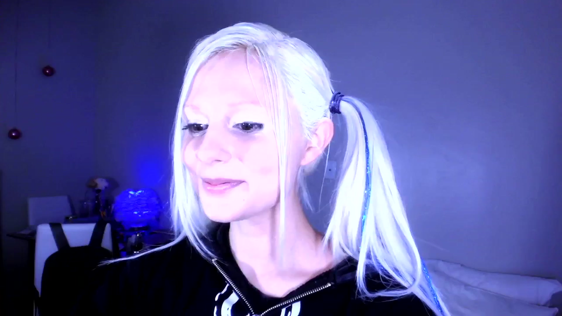 Gallery image thumbnail from Bambidoll00's myfreecams stream on, 02/02/2026, 02:23 image 17 of 20