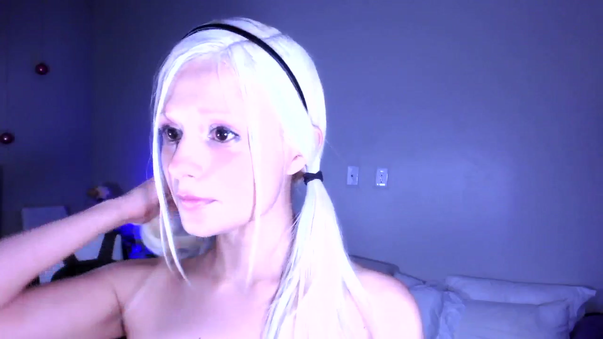 Gallery image thumbnail from Bambidoll00's myfreecams stream on, 02/03/2026, 03:15 image 20 of 20