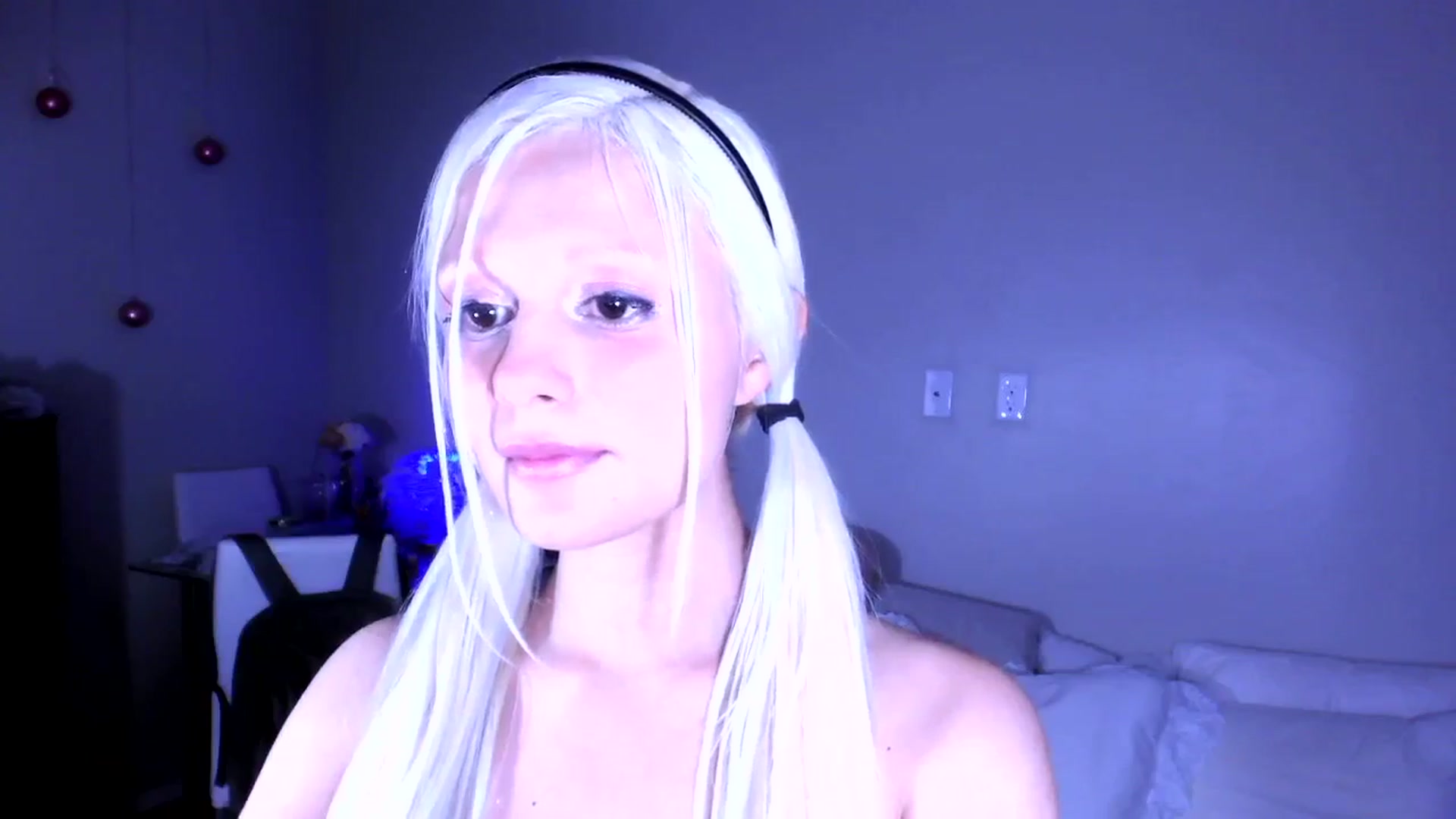 Gallery image thumbnail from Bambidoll00's myfreecams stream on, 02/03/2026, 03:15 image 16 of 20