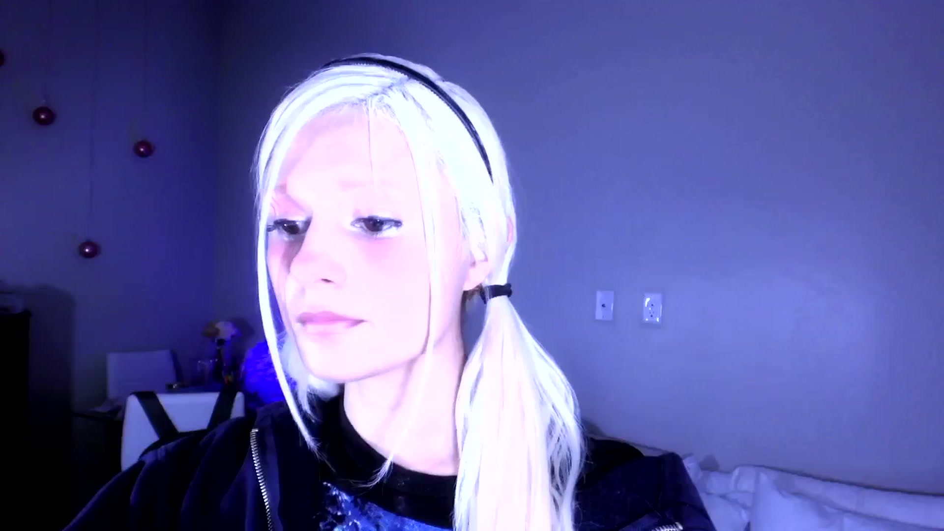 Gallery image thumbnail from Bambidoll00's myfreecams stream on, 02/09/2026, 01:00 image 6 of 20