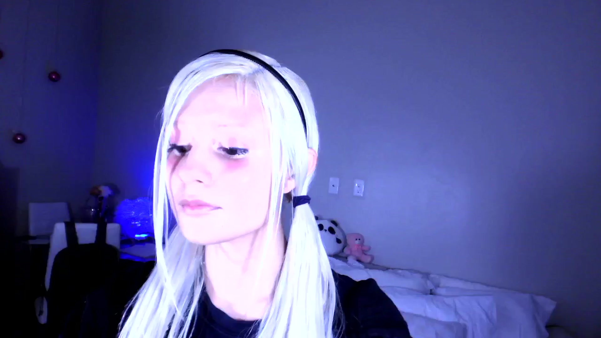 Gallery image thumbnail from Bambidoll00's myfreecams stream on, 04/14/2026, 22:51 image 11 of 20