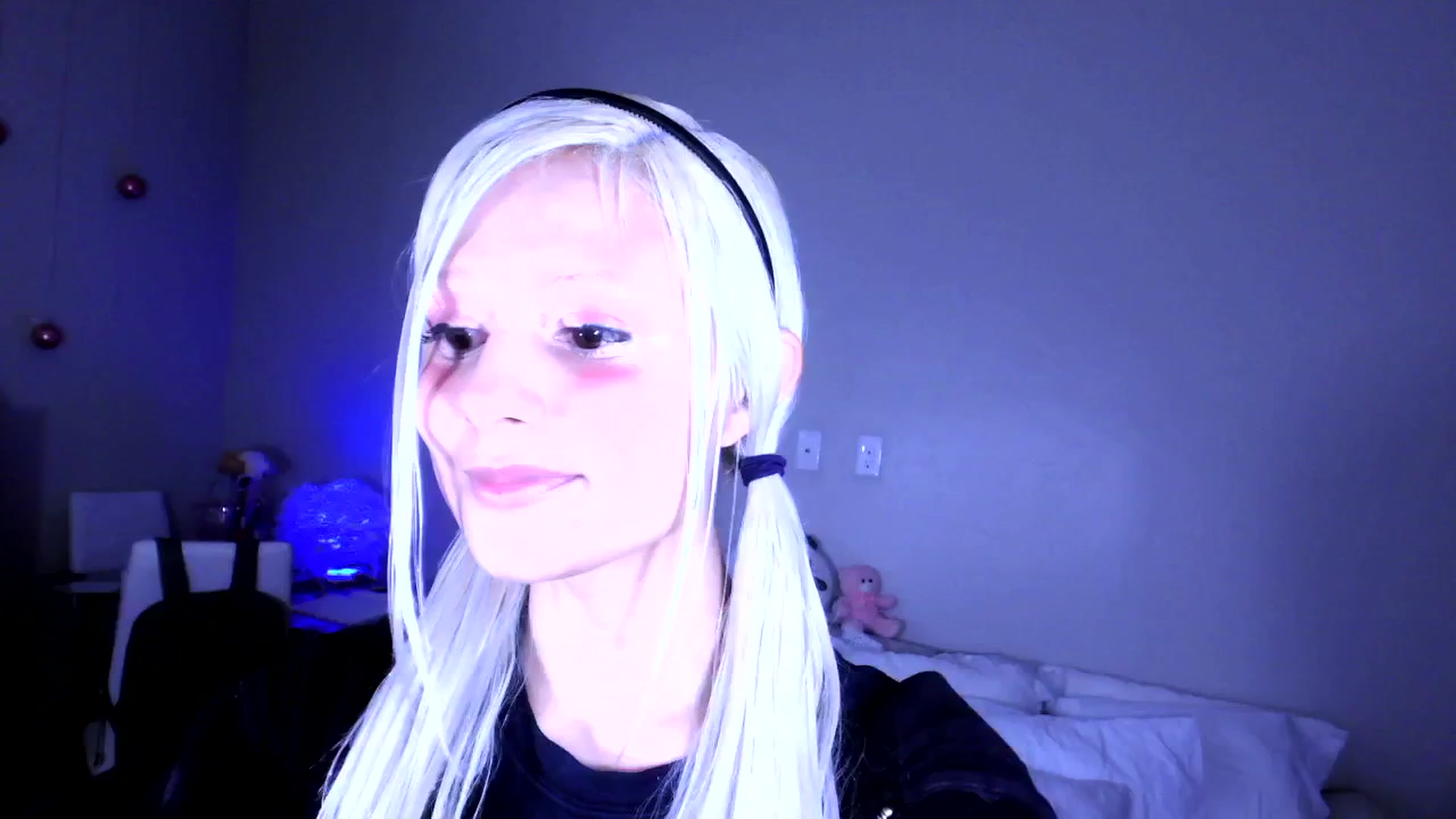 Gallery image thumbnail from Bambidoll00's myfreecams stream on, 04/14/2026, 22:51 image 7 of 20
