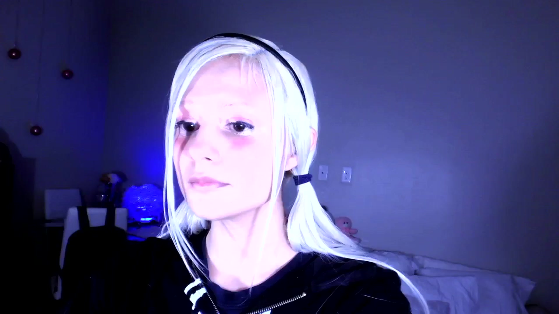 Gallery image thumbnail from Bambidoll00's myfreecams stream on, 04/15/2026, 24:15 image 6 of 20