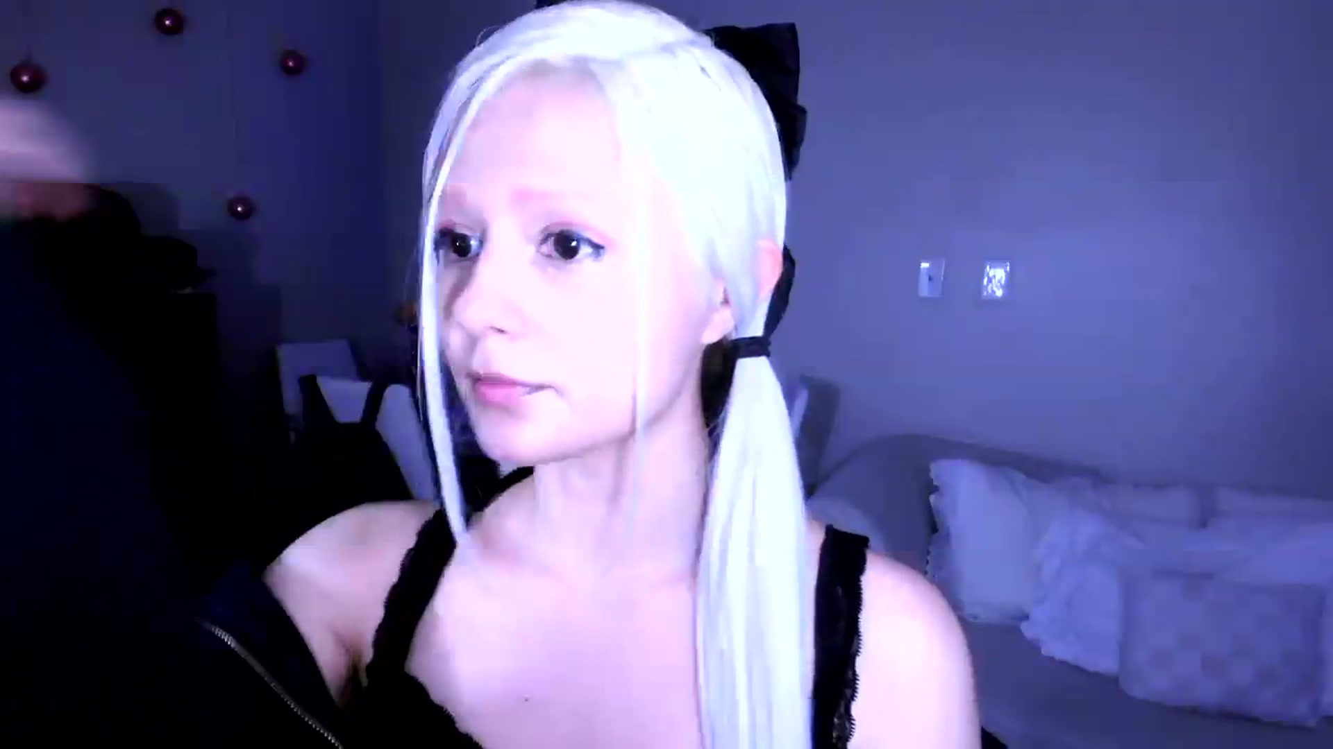 Gallery image thumbnail from Bambidoll00's myfreecams stream on, 04/28/2026, 23:45 image 3 of 20
