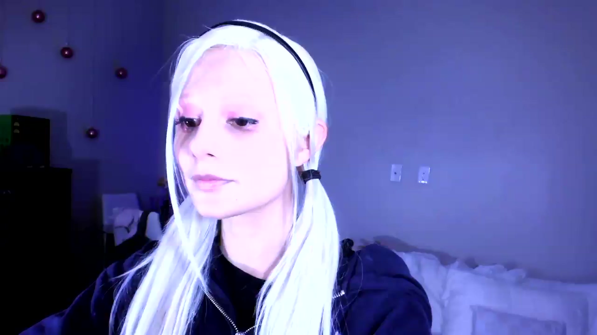 Gallery image thumbnail from Bambidoll00's myfreecams stream on, 05/12/2026, 24:36 image 14 of 20