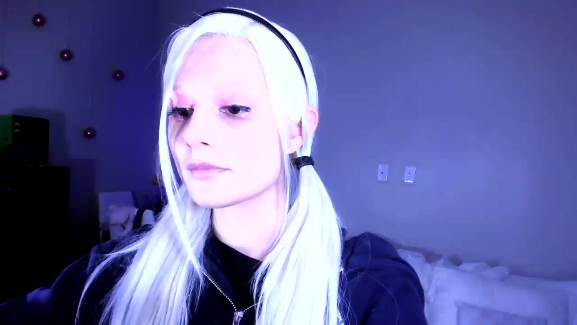 Gallery image thumbnail from Bambidoll00's myfreecams stream on, 05/12/2026, 24:36 image 18 of 20