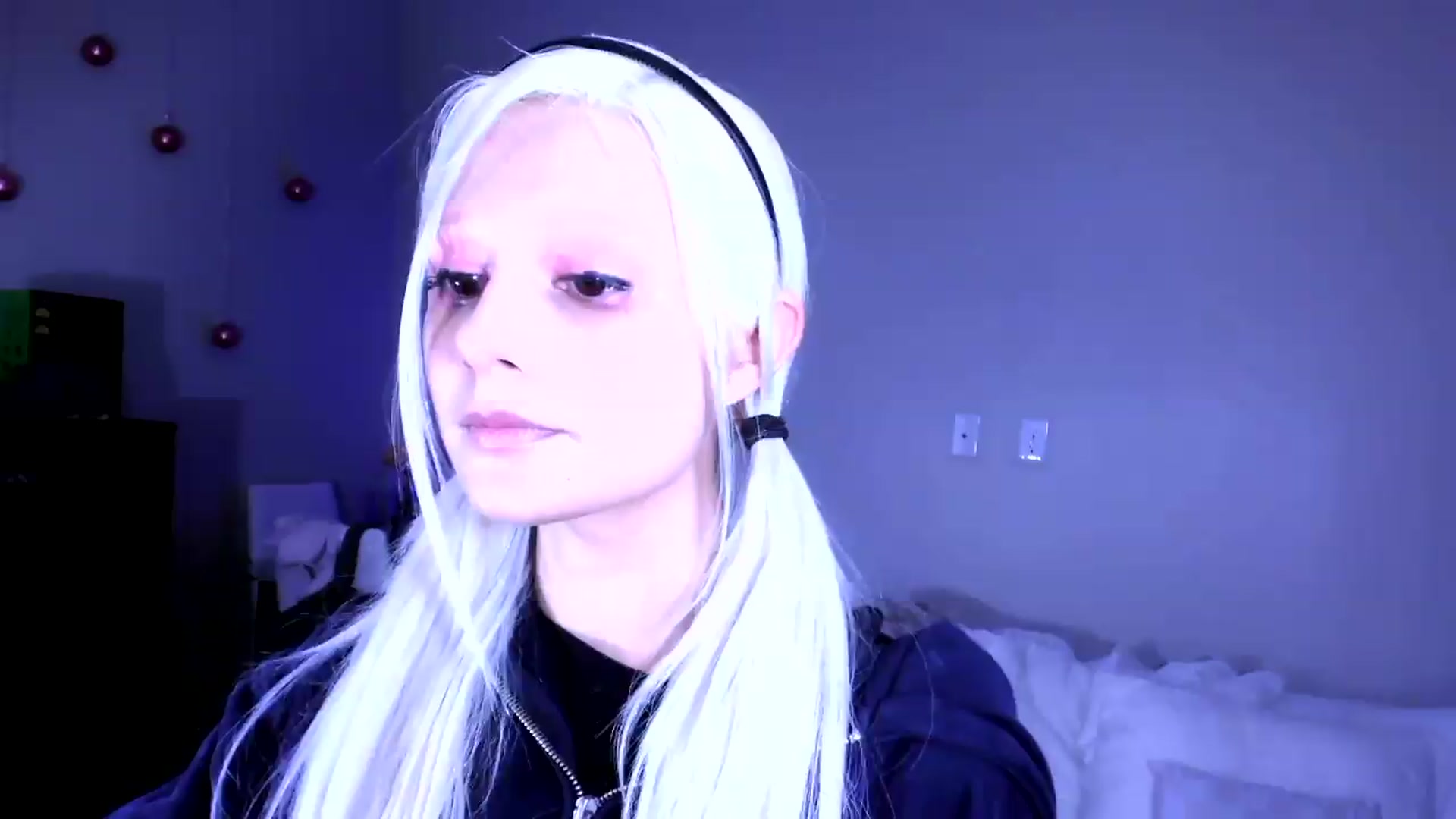 Gallery image thumbnail from Bambidoll00's myfreecams stream on, 05/12/2026, 24:36 image 19 of 20