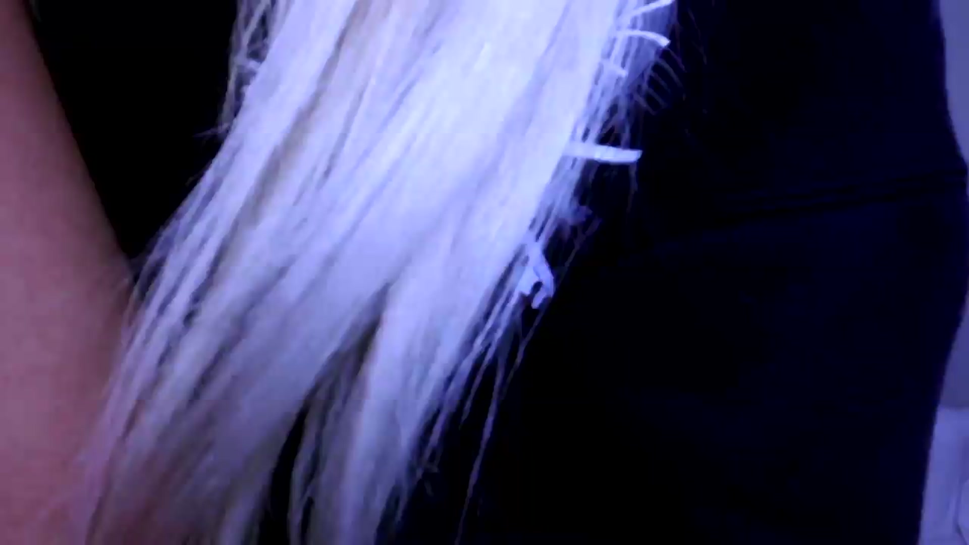 Gallery image thumbnail from Bambidoll00's myfreecams stream on, 05/18/2026, 22:32 image 15 of 20