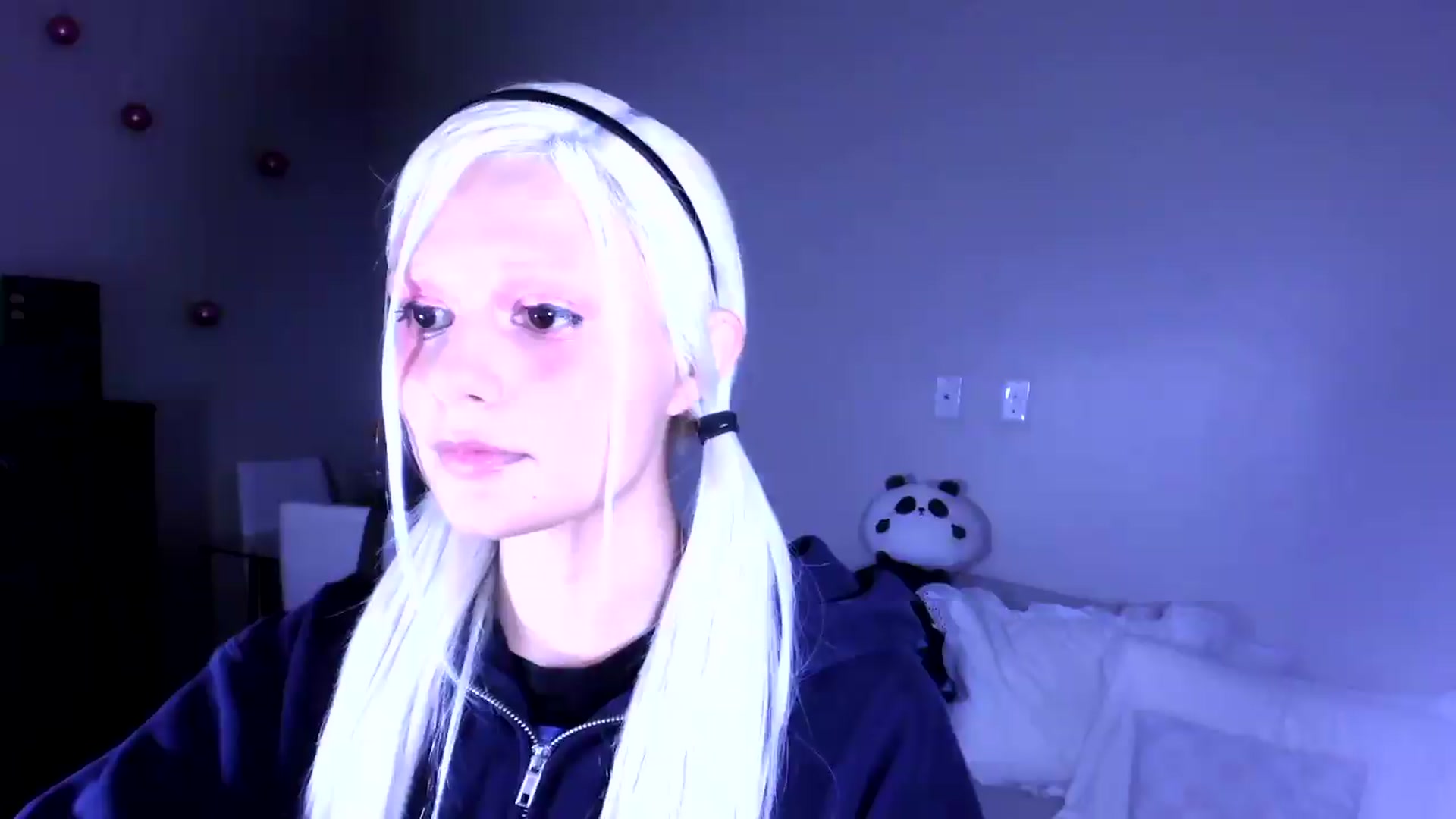 Gallery image thumbnail from Bambidoll00's myfreecams stream on, 05/19/2026, 01:52 image 1 of 20