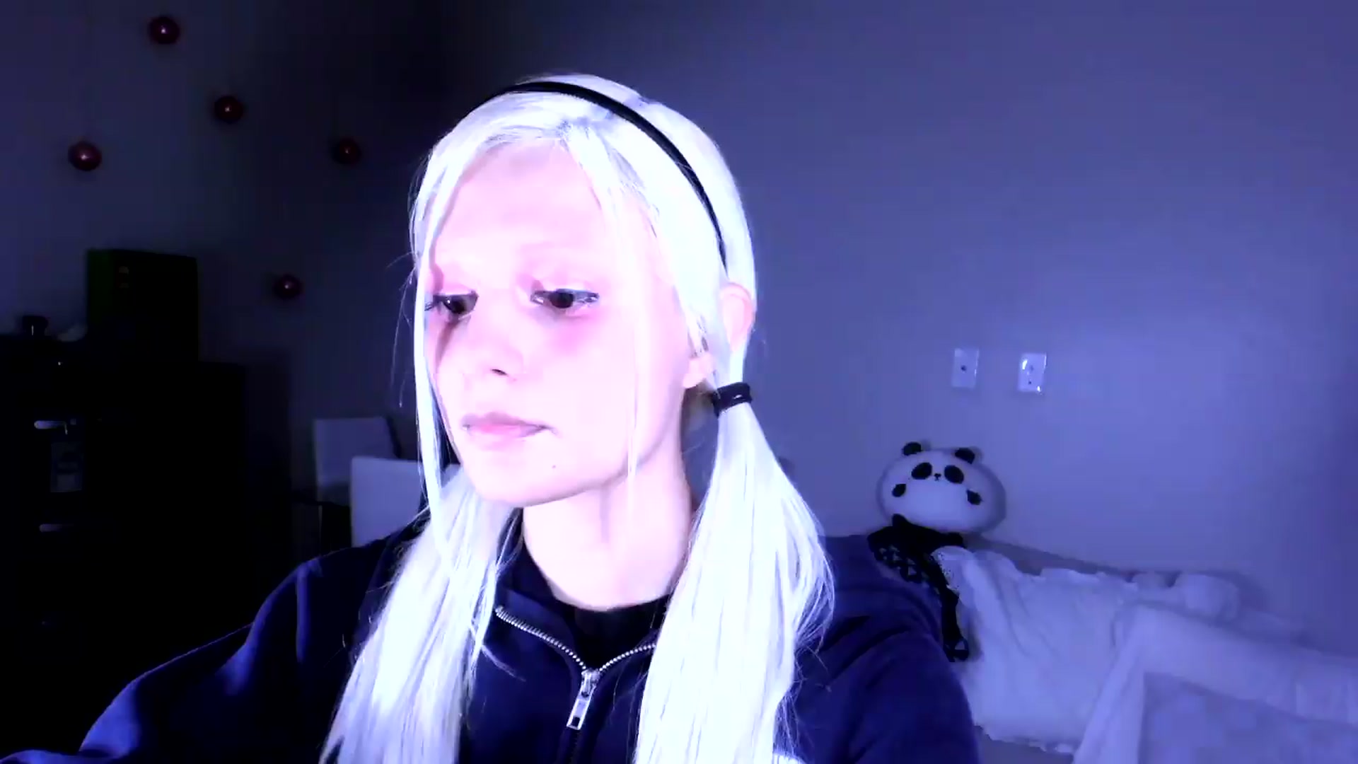Gallery image thumbnail from Bambidoll00's myfreecams stream on, 05/19/2026, 01:52 image 17 of 20