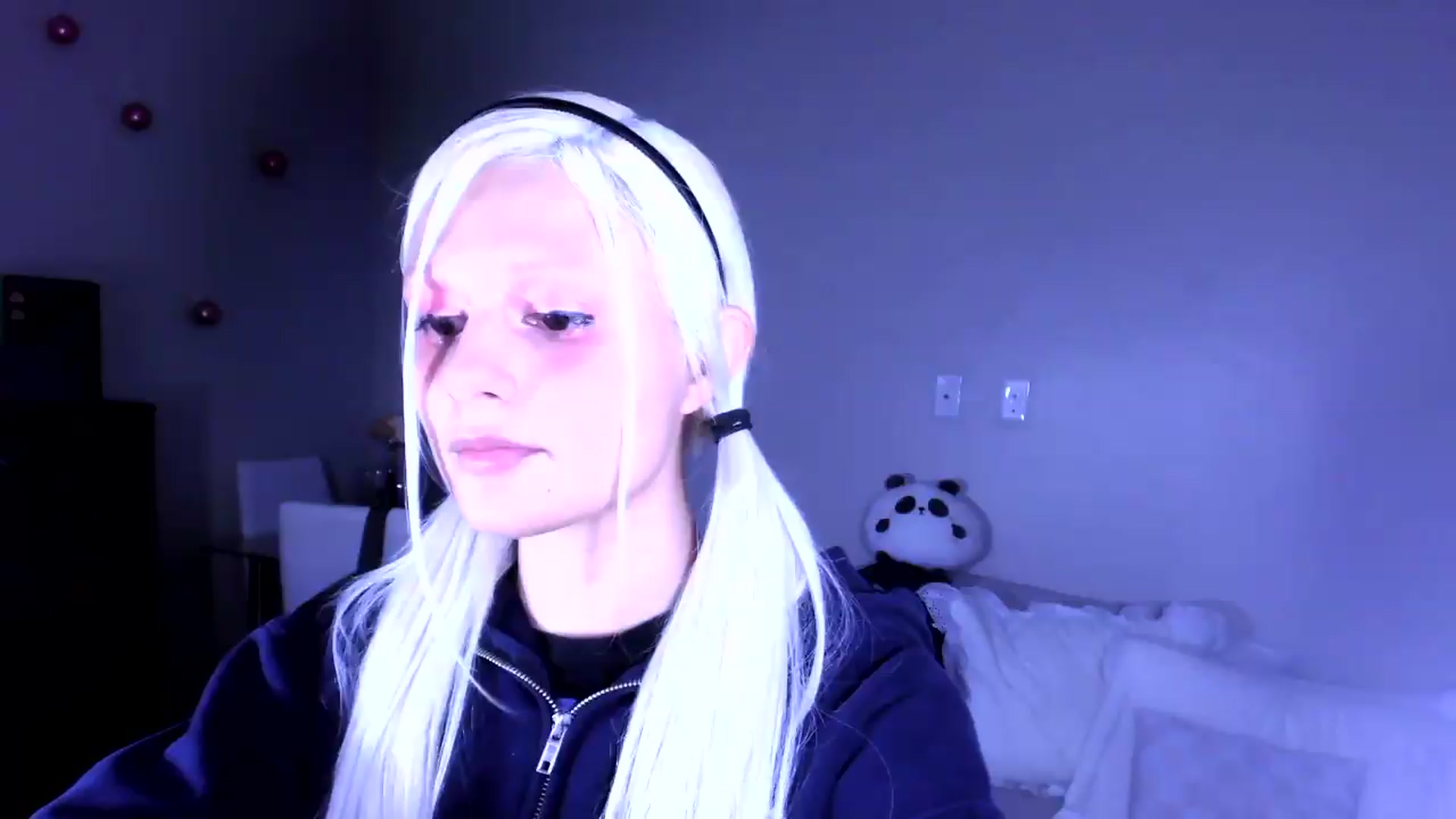 Gallery image thumbnail from Bambidoll00's myfreecams stream on, 05/19/2026, 01:52 image 2 of 20