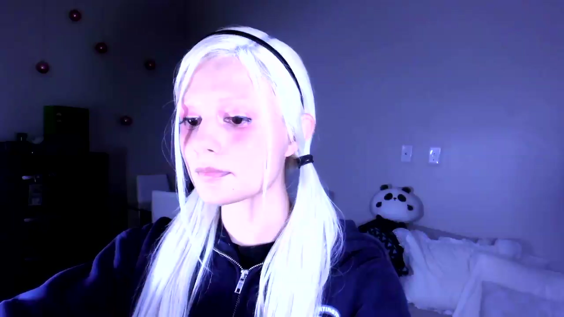 Gallery image thumbnail from Bambidoll00's myfreecams stream on, 05/19/2026, 01:52 image 20 of 20