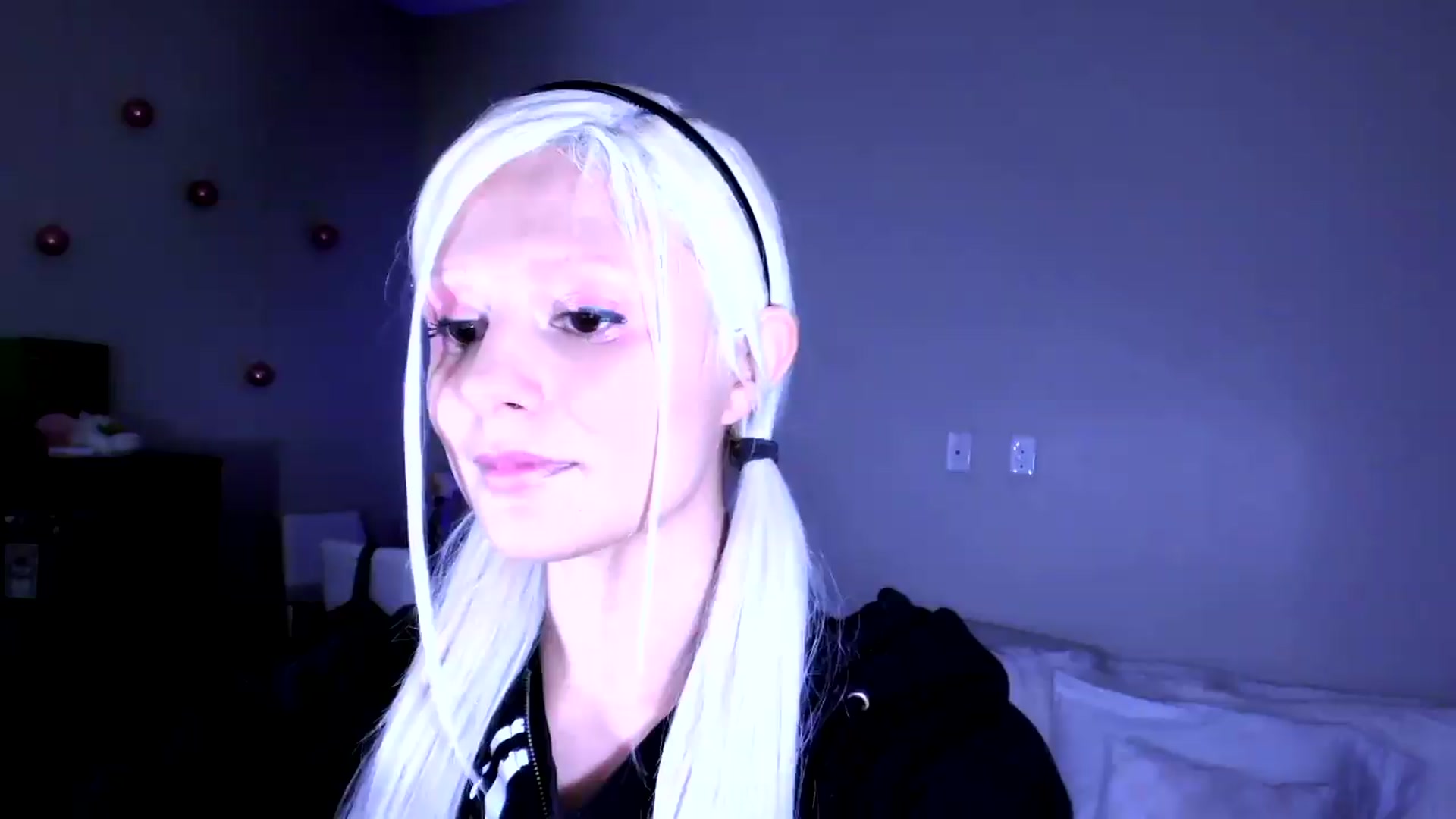 Gallery image thumbnail from Bambidoll00's myfreecams stream on, 06/23/2026, 22:21 image 4 of 20