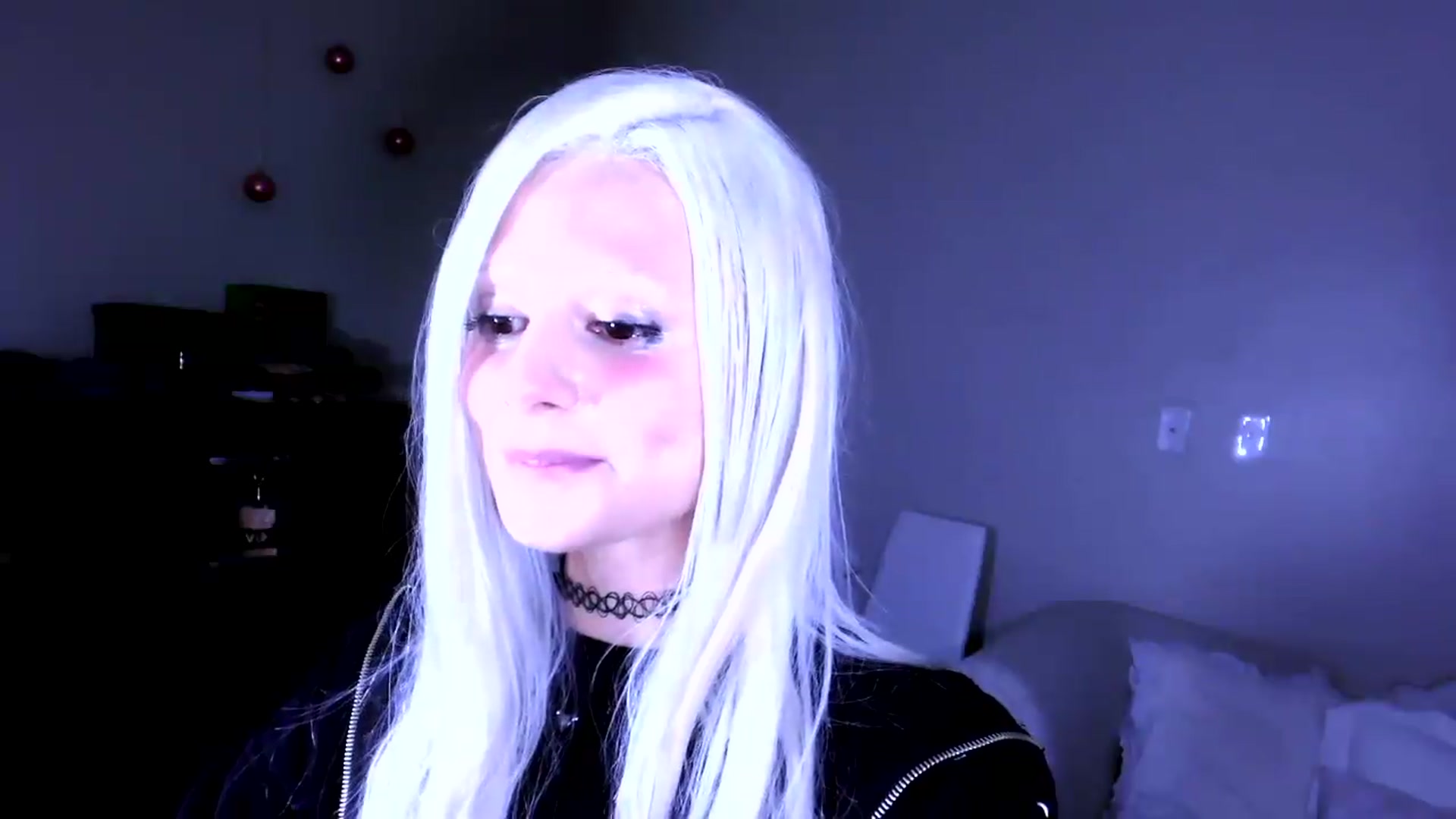 Gallery image thumbnail from Bambidoll00's myfreecams stream on, 08/25/2026, 08:33 image 20 of 20