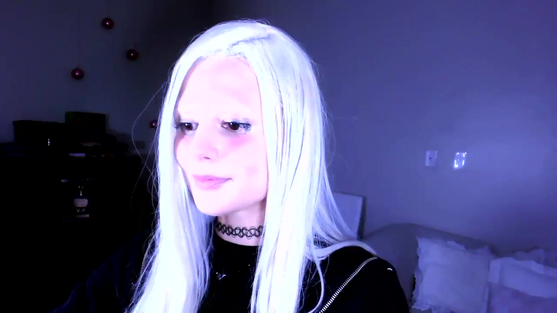 Gallery image thumbnail from Bambidoll00's myfreecams stream on, 08/25/2026, 08:33 image 13 of 20