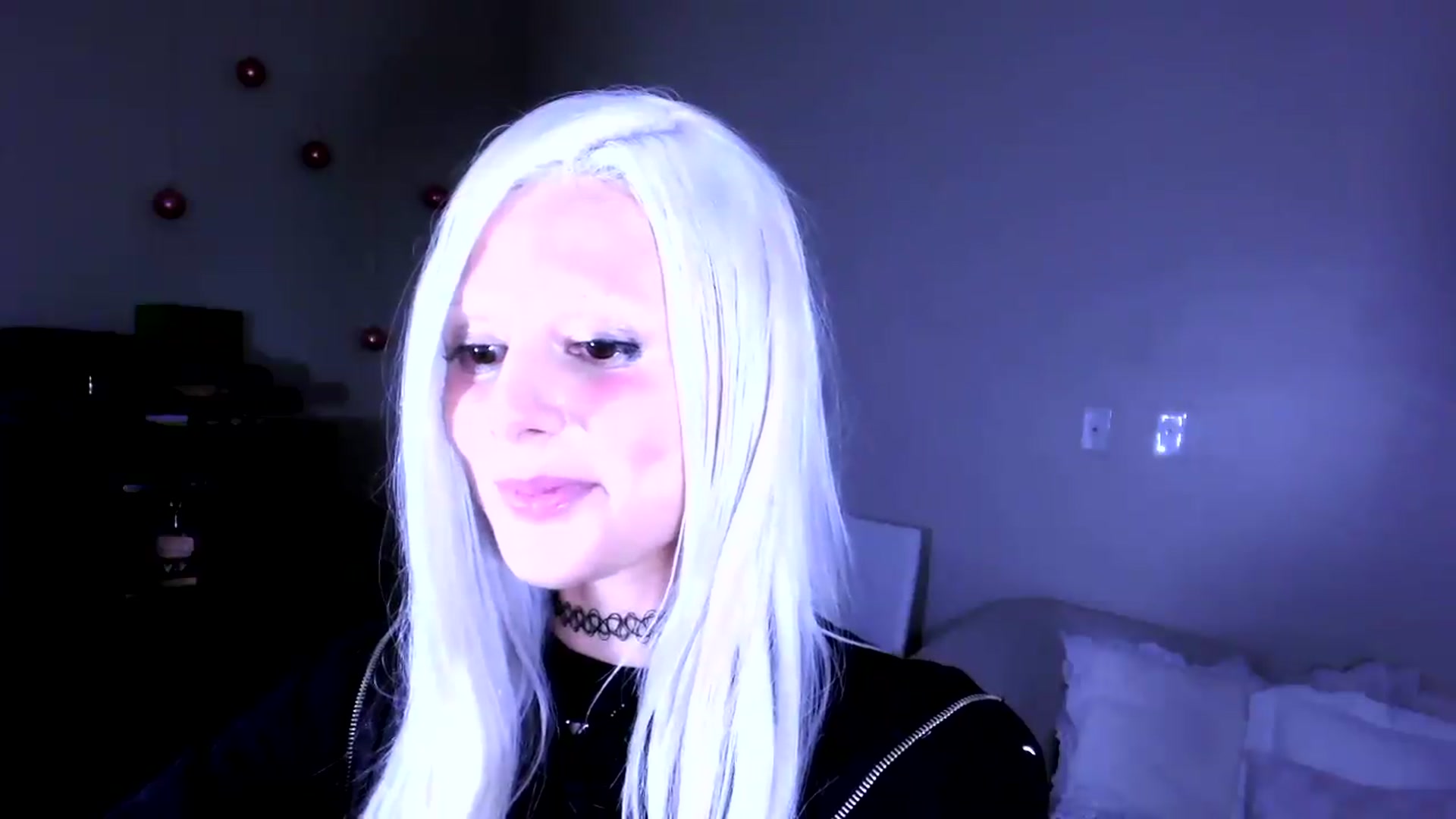 Gallery image thumbnail from Bambidoll00's myfreecams stream on, 08/25/2026, 08:33 image 9 of 20