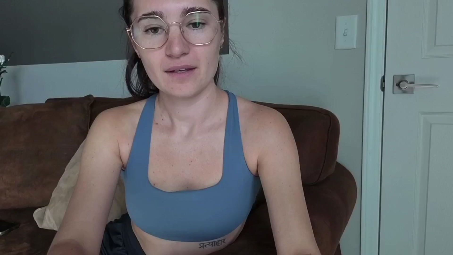 Gallery image thumbnail from Bambifarrina's myfreecams stream on, 02/27/2026, 20:19 image 3 of 20