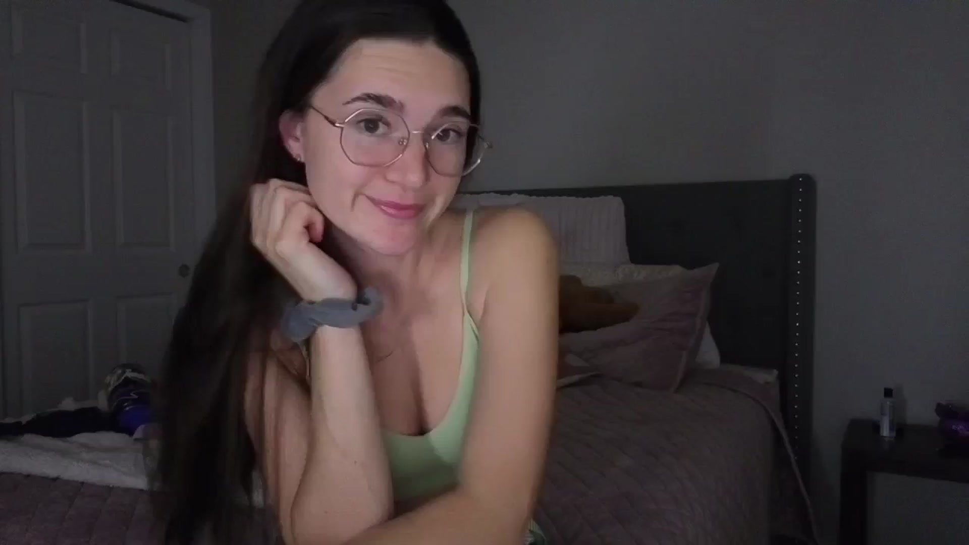 Gallery image thumbnail from Bambifarrina's myfreecams stream on, 03/03/2026, 01:57 image 13 of 20