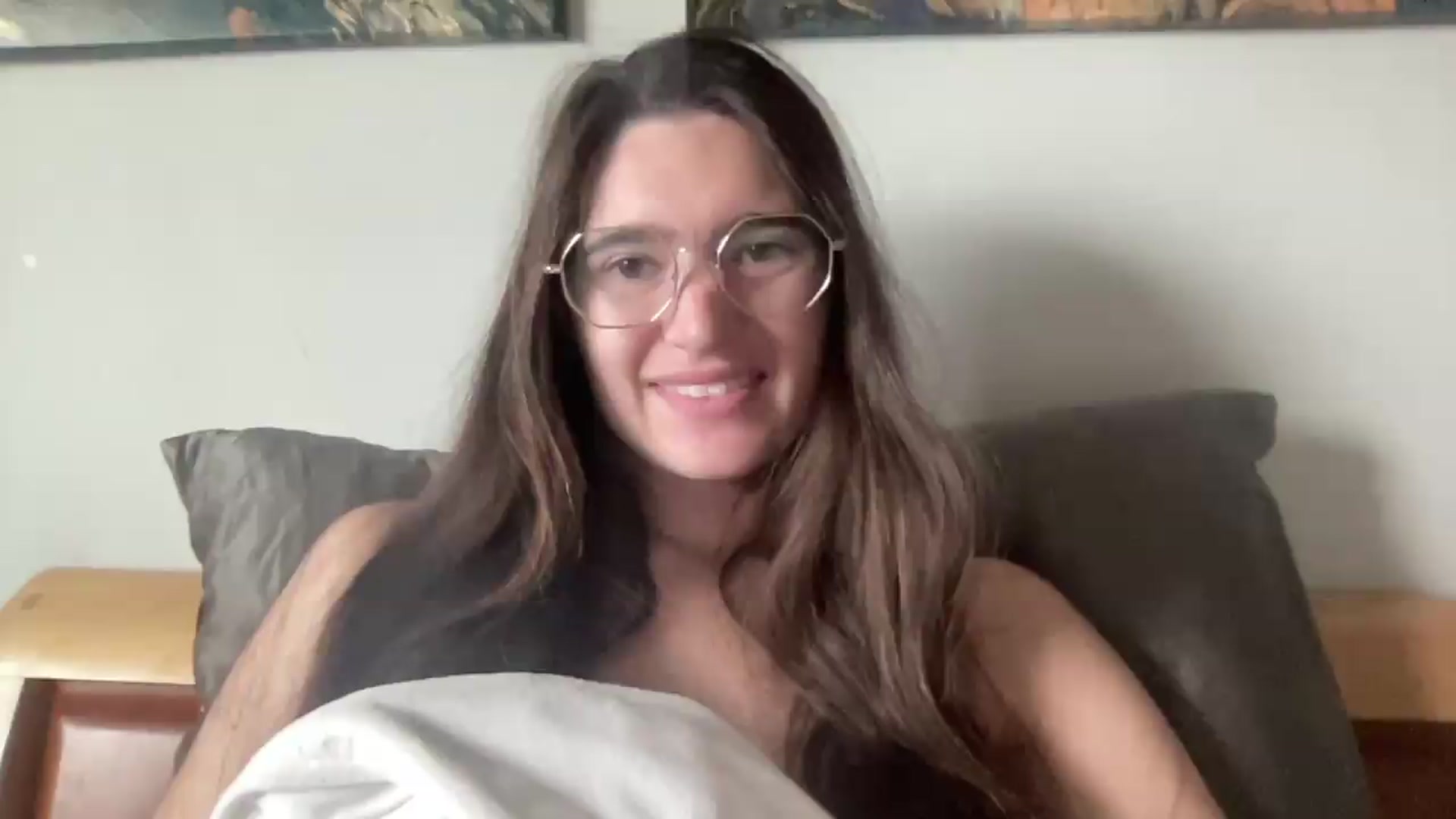 Gallery image thumbnail from Bambifarrina's myfreecams stream on, 05/12/2026, 16:19 image 15 of 20
