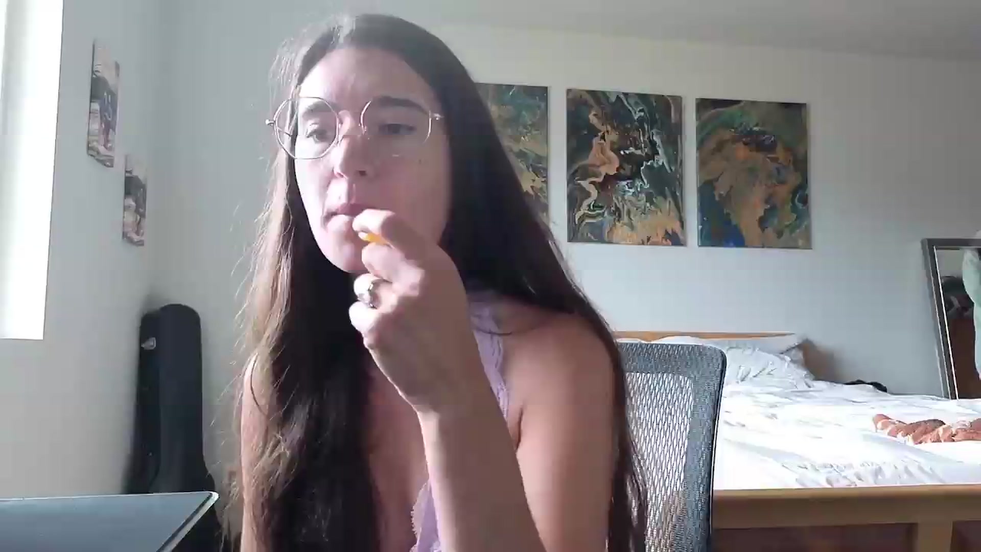 Gallery image thumbnail from Bambifarrina's myfreecams stream on, 06/11/2026, 17:52 image 6 of 20