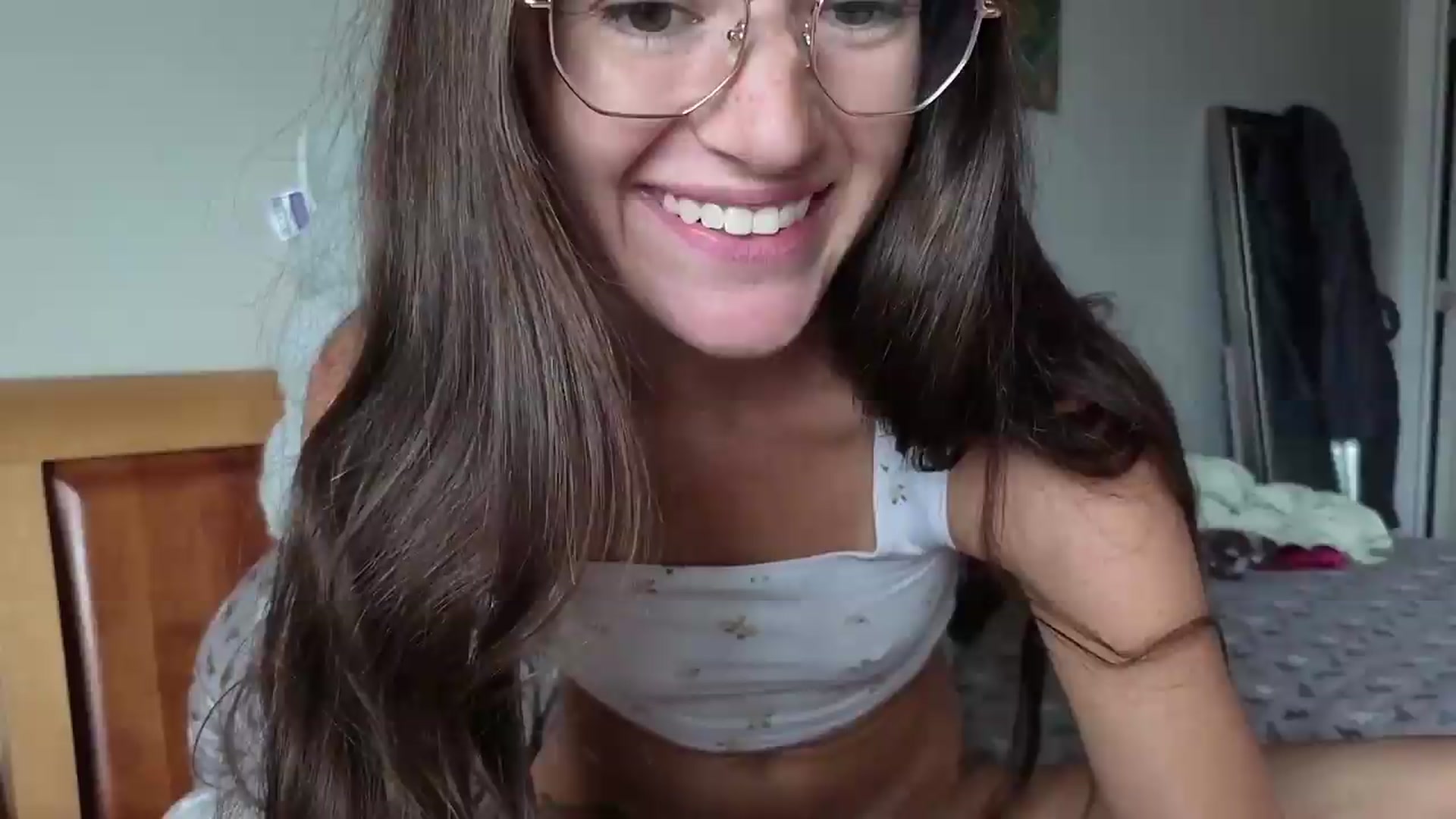 Gallery image thumbnail from Bambifarrina's myfreecams stream on, 08/02/2026, 16:59 image 2 of 20