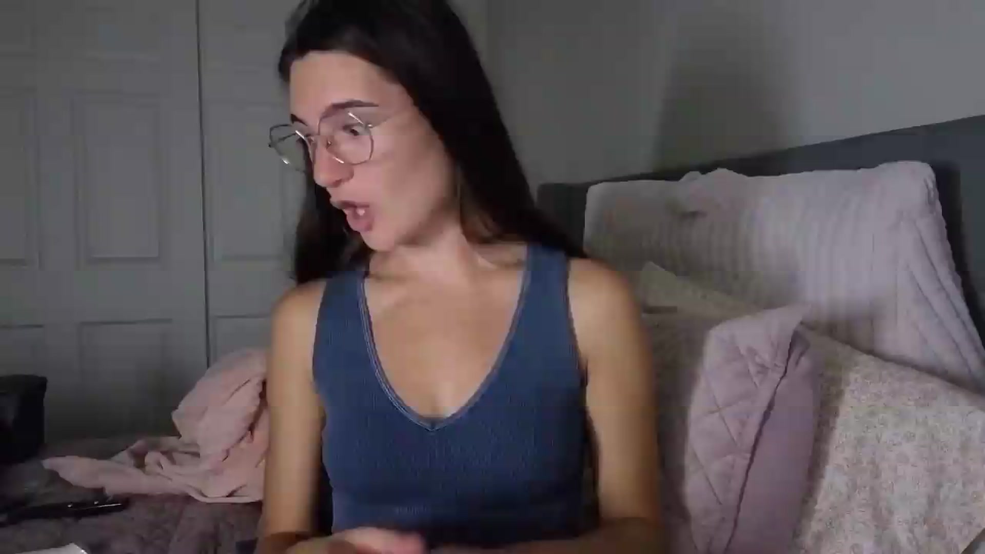 Gallery image thumbnail from Bambifarrina's myfreecams stream on, 09/09/2026, 02:20 image 3 of 20