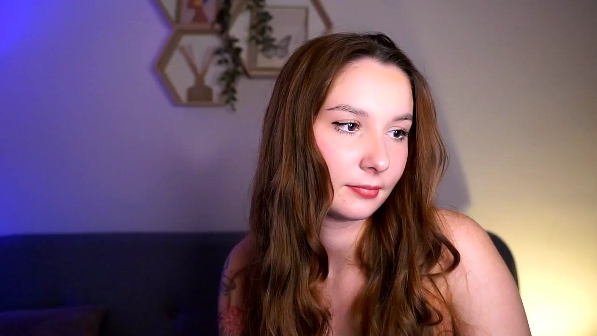 Gallery image thumbnail from BambiiQueen's myfreecams stream on, 02/28/2026, 15:34 image 15 of 20