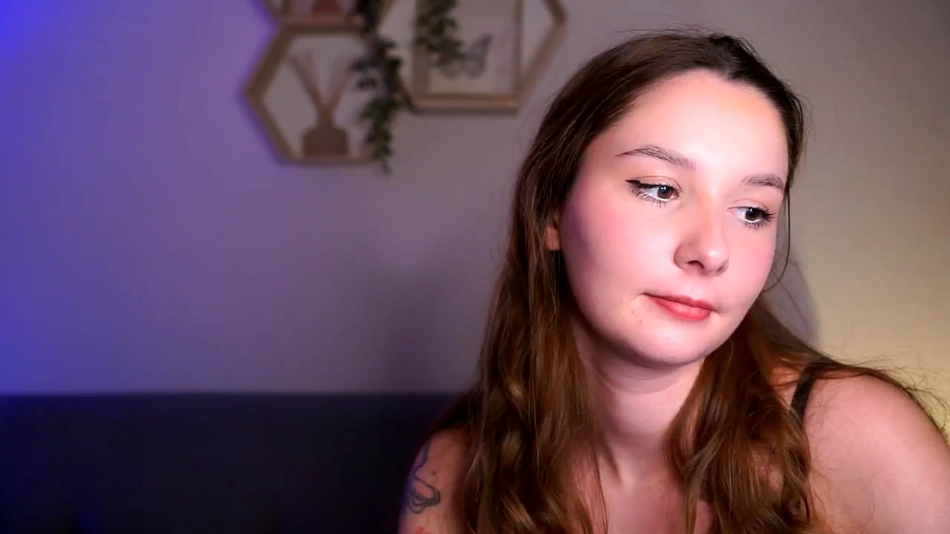 Gallery image thumbnail from BambiiQueen's myfreecams stream on, 02/28/2026, 17:35 image 5 of 20