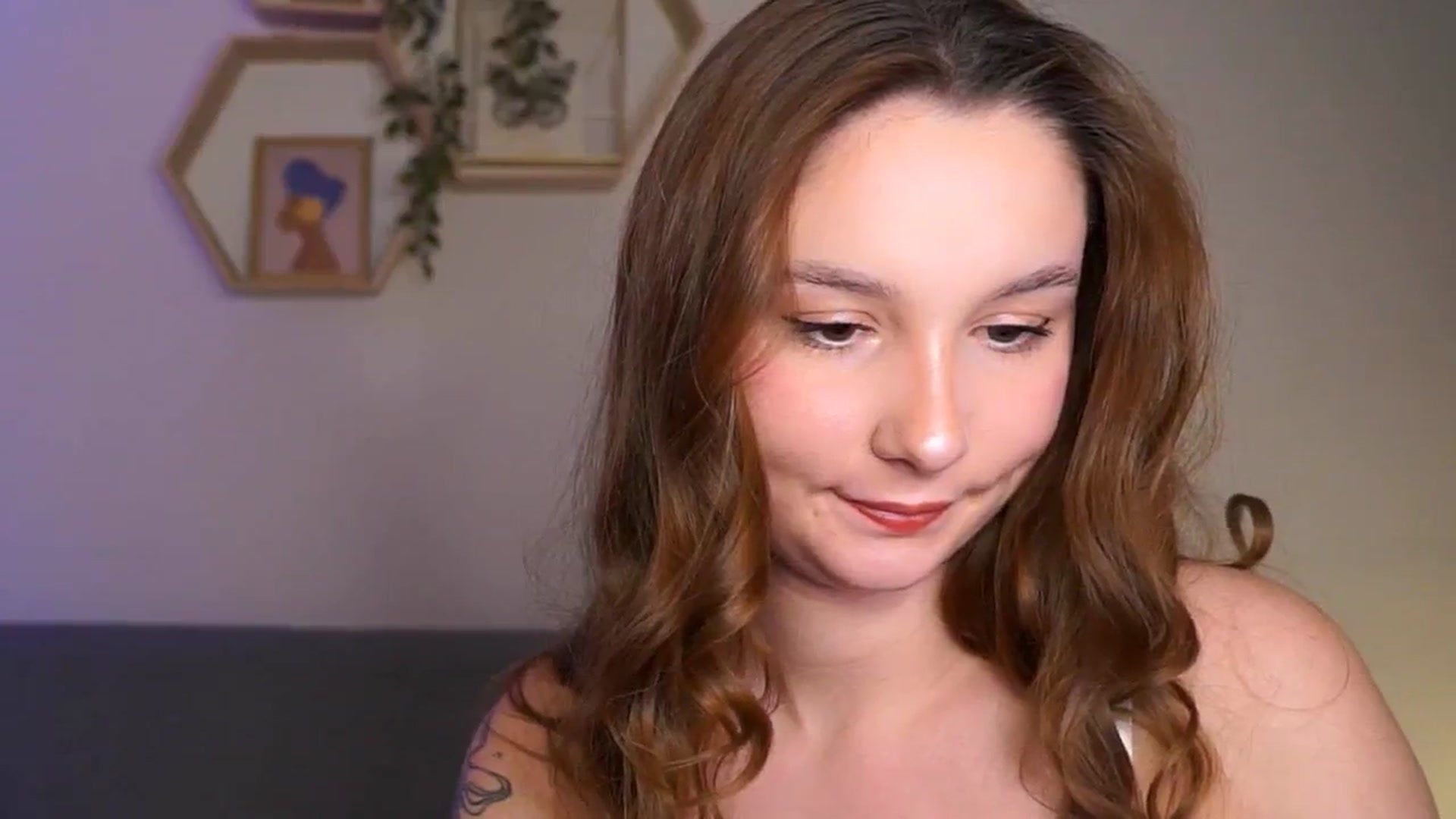 Gallery image thumbnail from BambiiQueen's myfreecams stream on, 03/07/2026, 15:16 image 16 of 20