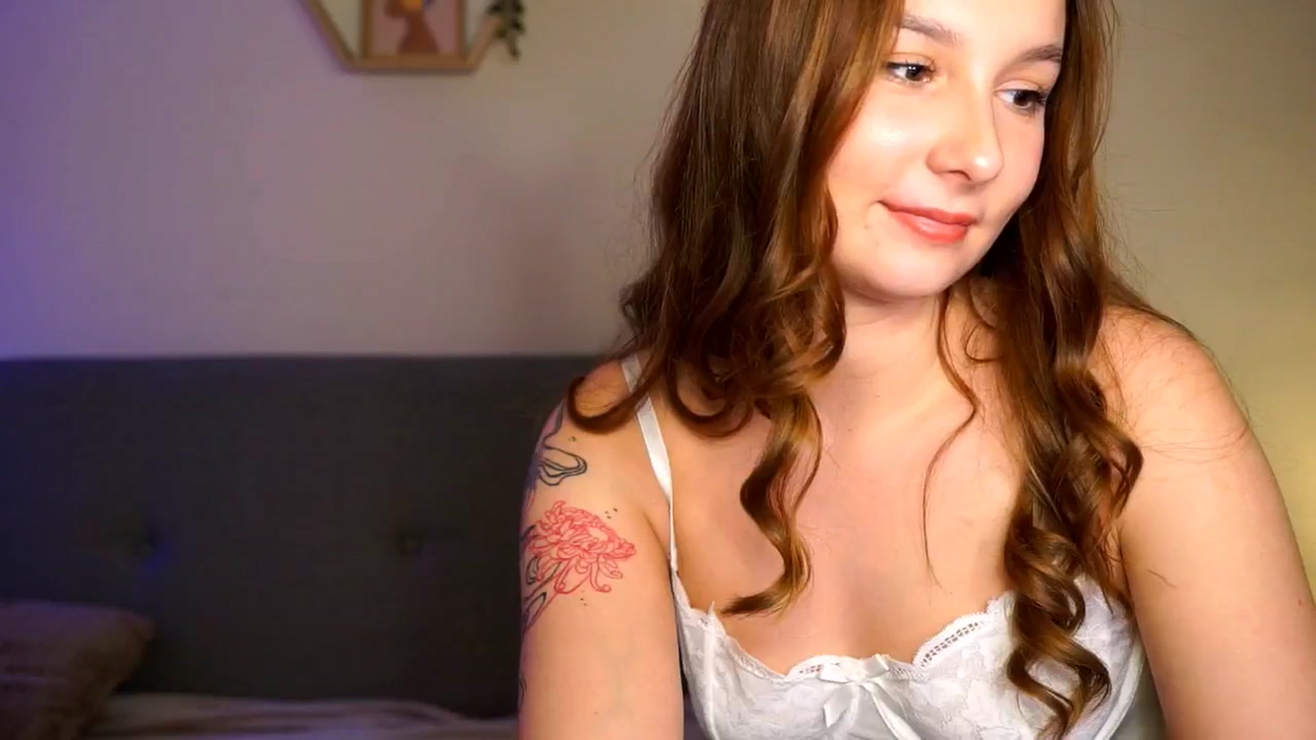 Gallery image thumbnail from BambiiQueen's myfreecams stream on, 03/07/2026, 16:50 image 15 of 20