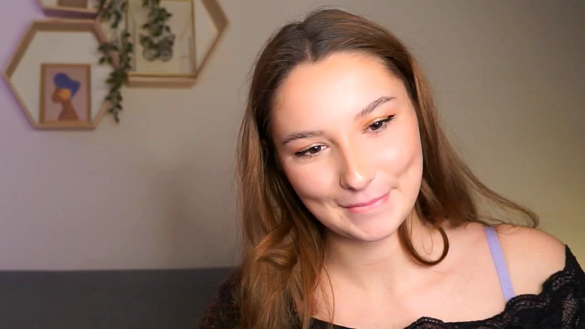 Gallery image thumbnail from BambiiQueen's myfreecams stream on, 03/08/2026, 19:34 image 12 of 20
