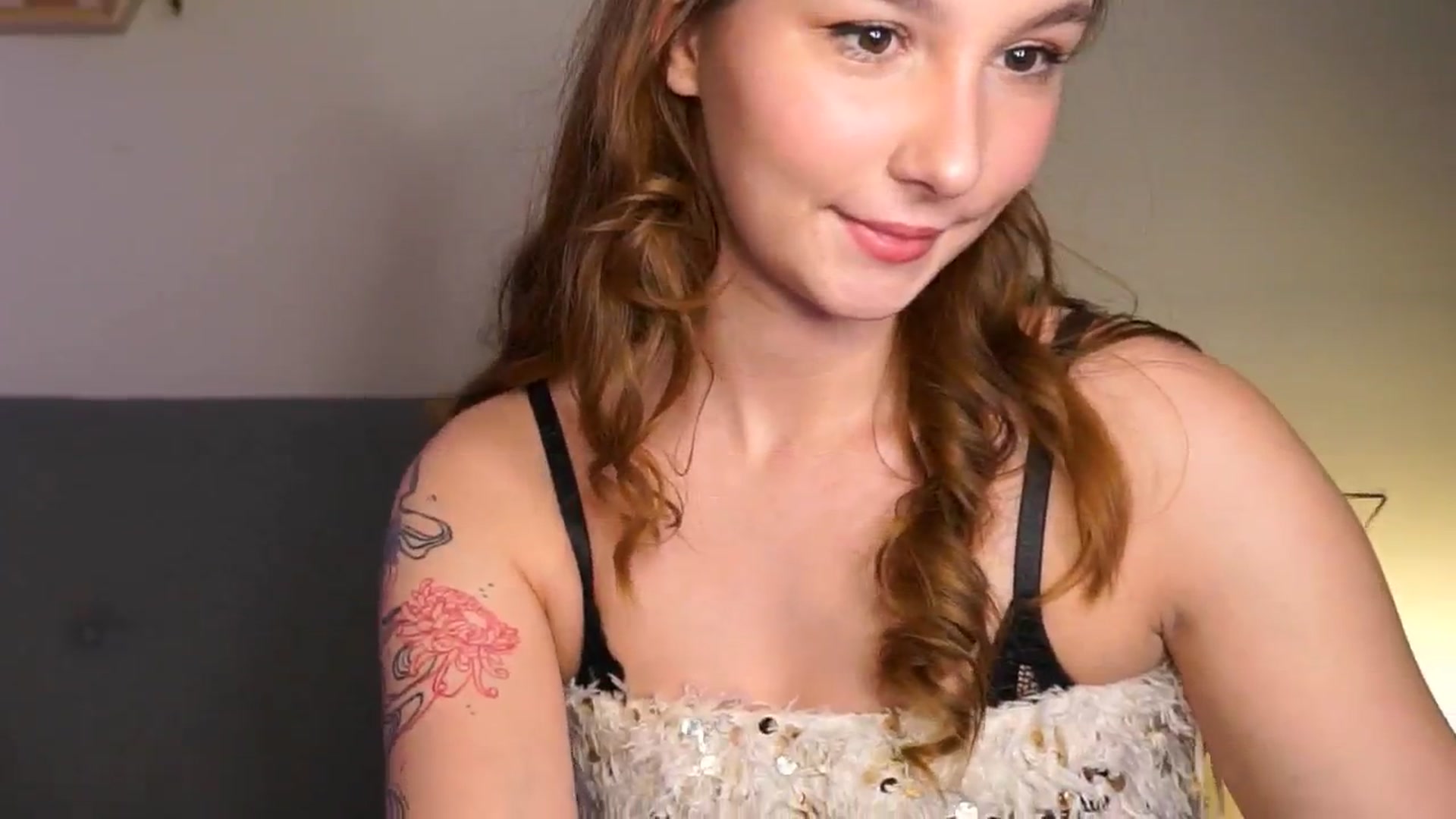 Gallery image thumbnail from BambiiQueen's myfreecams stream on, 03/12/2026, 19:31 image 13 of 20