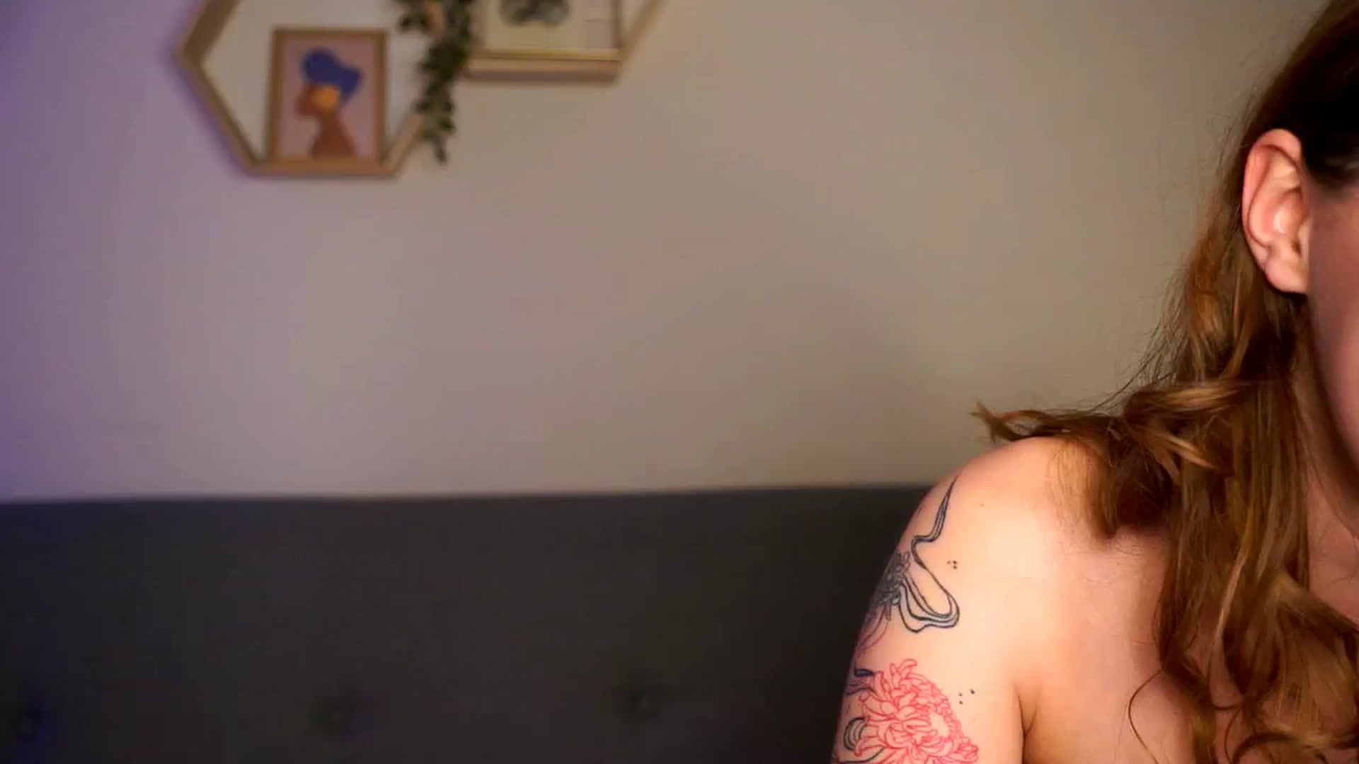 Gallery image thumbnail from BambiiQueen's myfreecams stream on, 03/12/2026, 22:43 image 7 of 20
