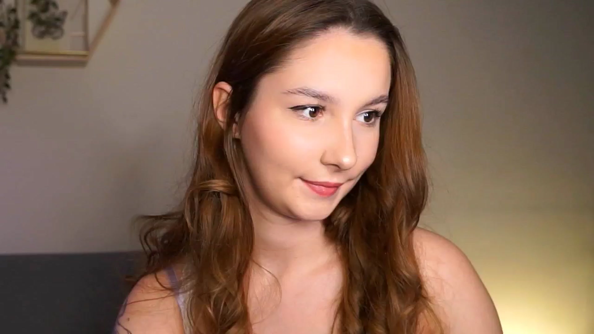 Gallery image thumbnail from BambiiQueen's myfreecams stream on, 03/13/2026, 19:27 image 17 of 20