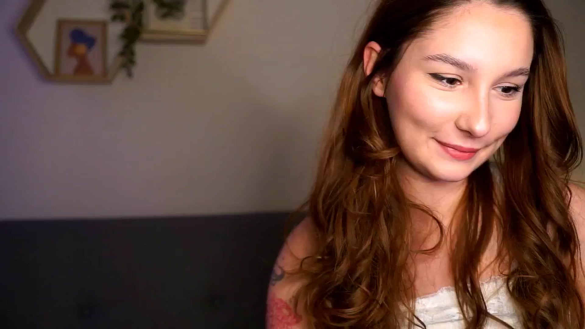 Gallery image thumbnail from BambiiQueen's myfreecams stream on, 03/13/2026, 22:26 image 14 of 20