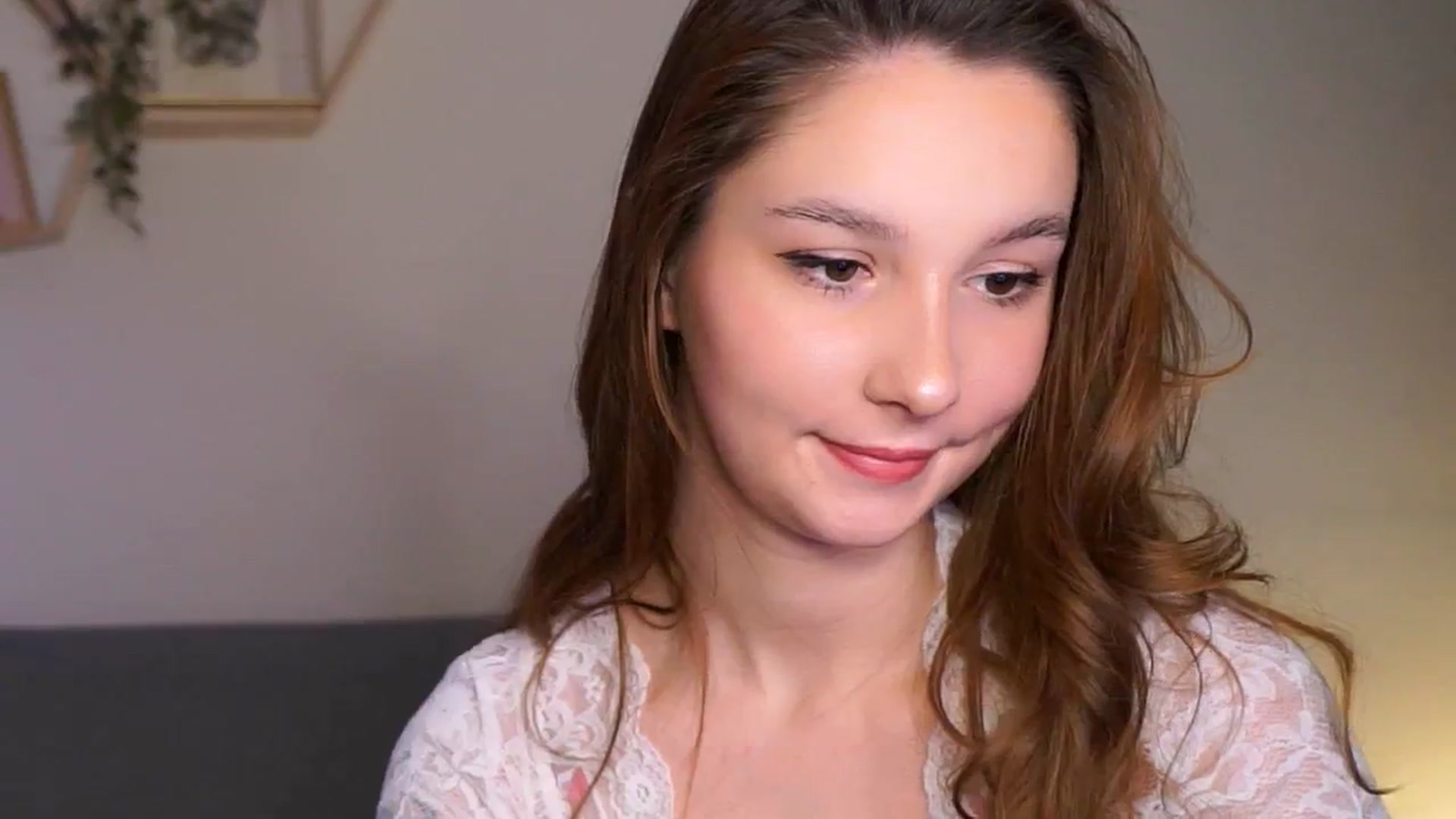 Gallery image thumbnail from BambiiQueen's myfreecams stream on, 03/14/2026, 14:02 image 13 of 20