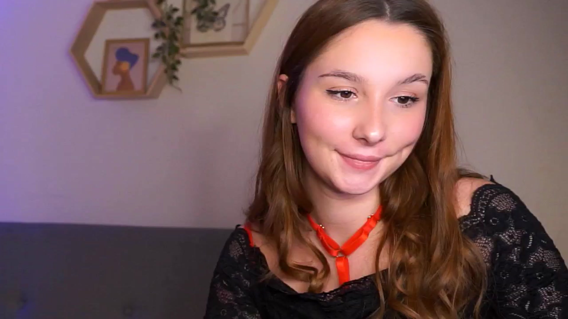 Gallery image thumbnail from BambiiQueen's myfreecams stream on, 03/17/2026, 19:31 image 12 of 20
