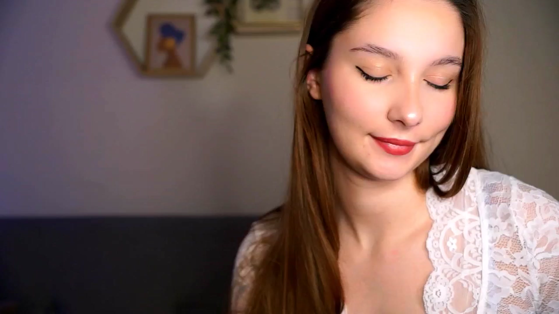 Gallery image thumbnail from BambiiQueen's myfreecams stream on, 03/19/2026, 13:05 image 9 of 20