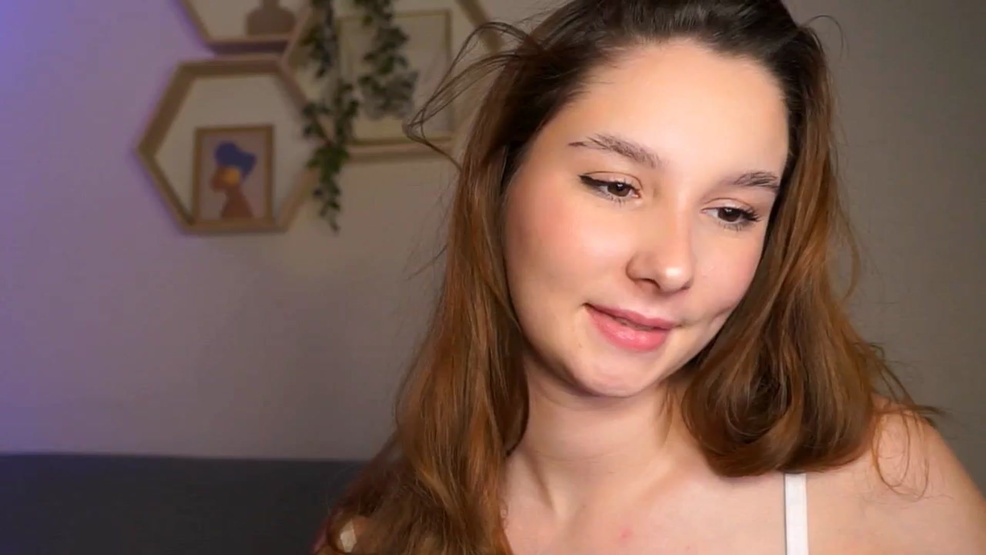 Gallery image thumbnail from BambiiQueen's myfreecams stream on, 03/22/2026, 15:19 image 20 of 20