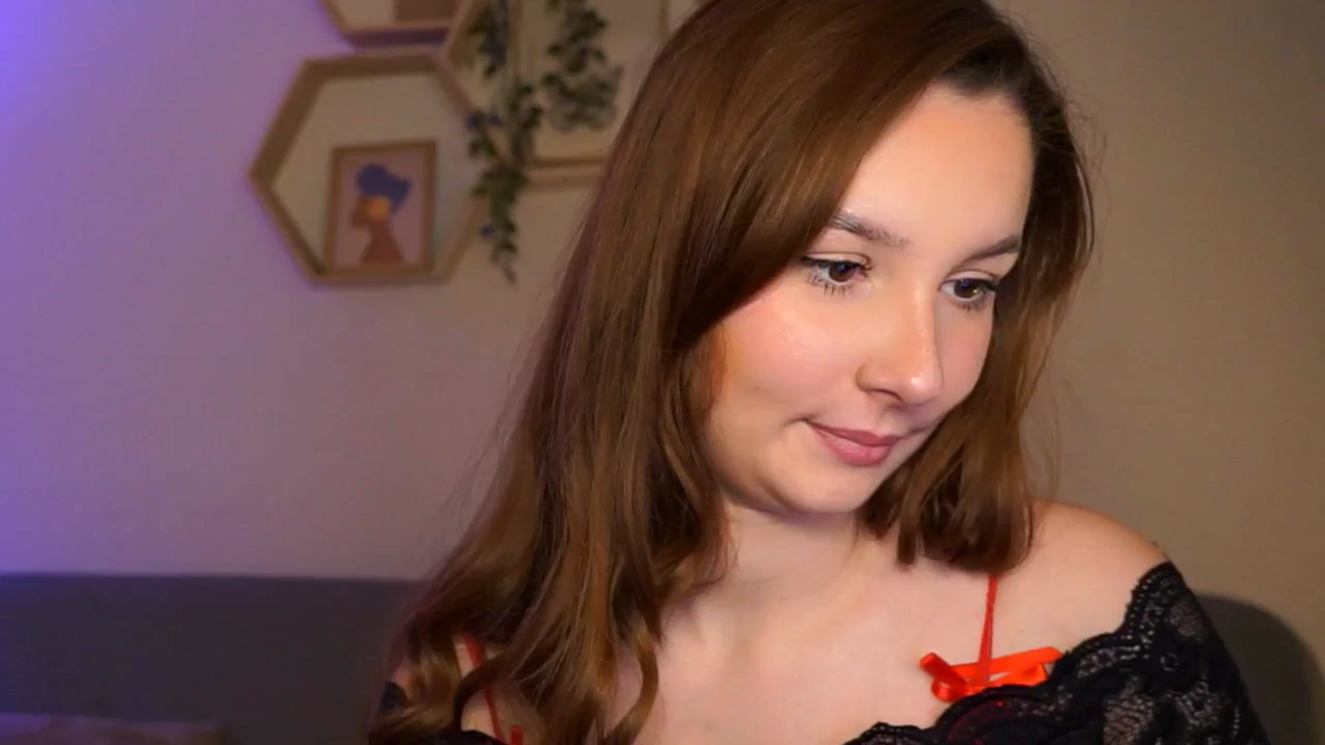 Gallery image thumbnail from BambiiQueen's myfreecams stream on, 03/28/2026, 13:08 image 6 of 20