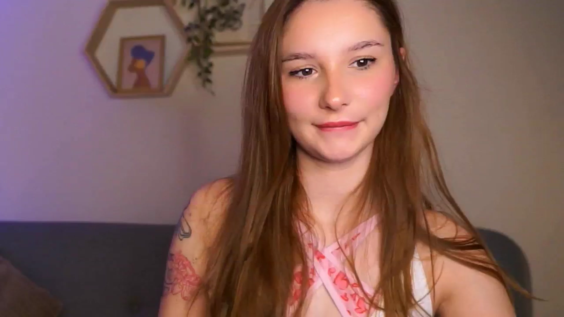 Gallery image thumbnail from BambiiQueen's myfreecams stream on, 03/29/2026, 16:14 image 6 of 20