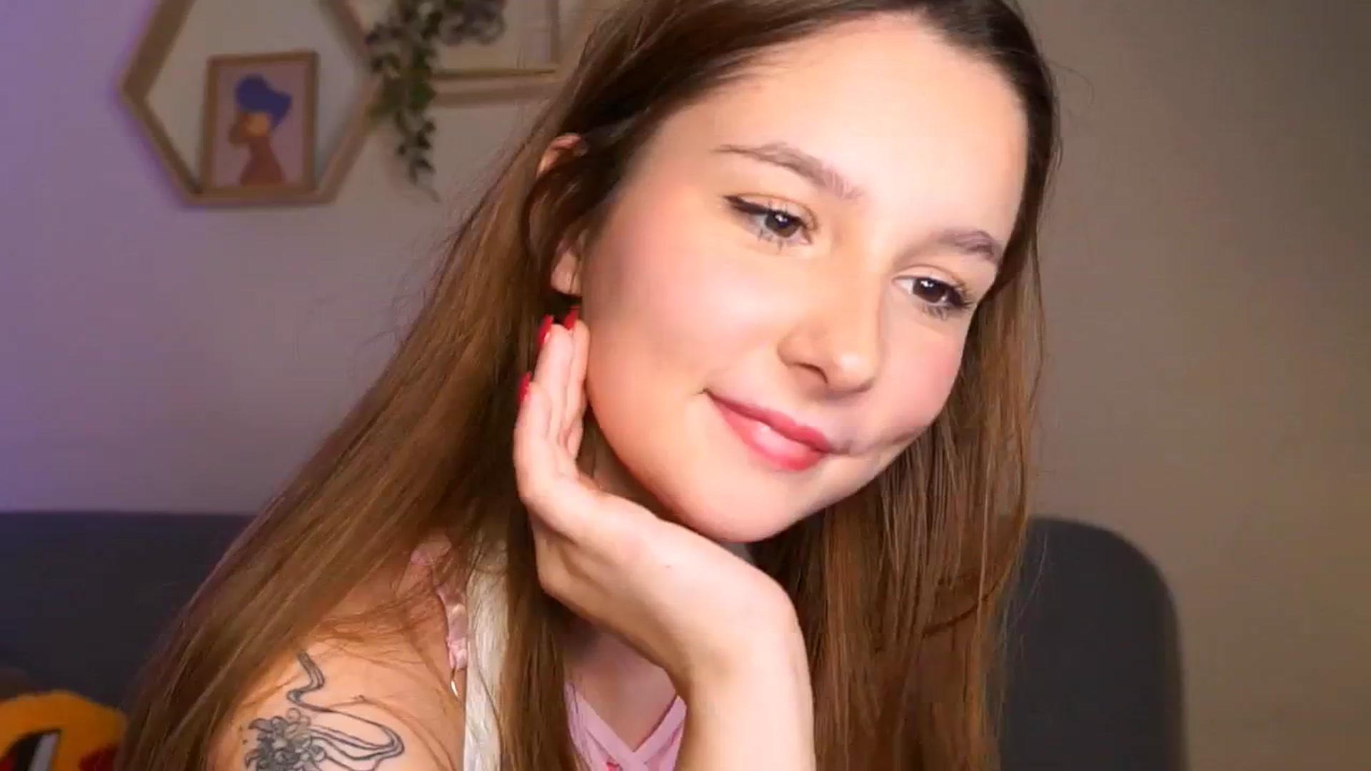 Gallery image thumbnail from BambiiQueen's myfreecams stream on, 03/29/2026, 17:14 image 12 of 20