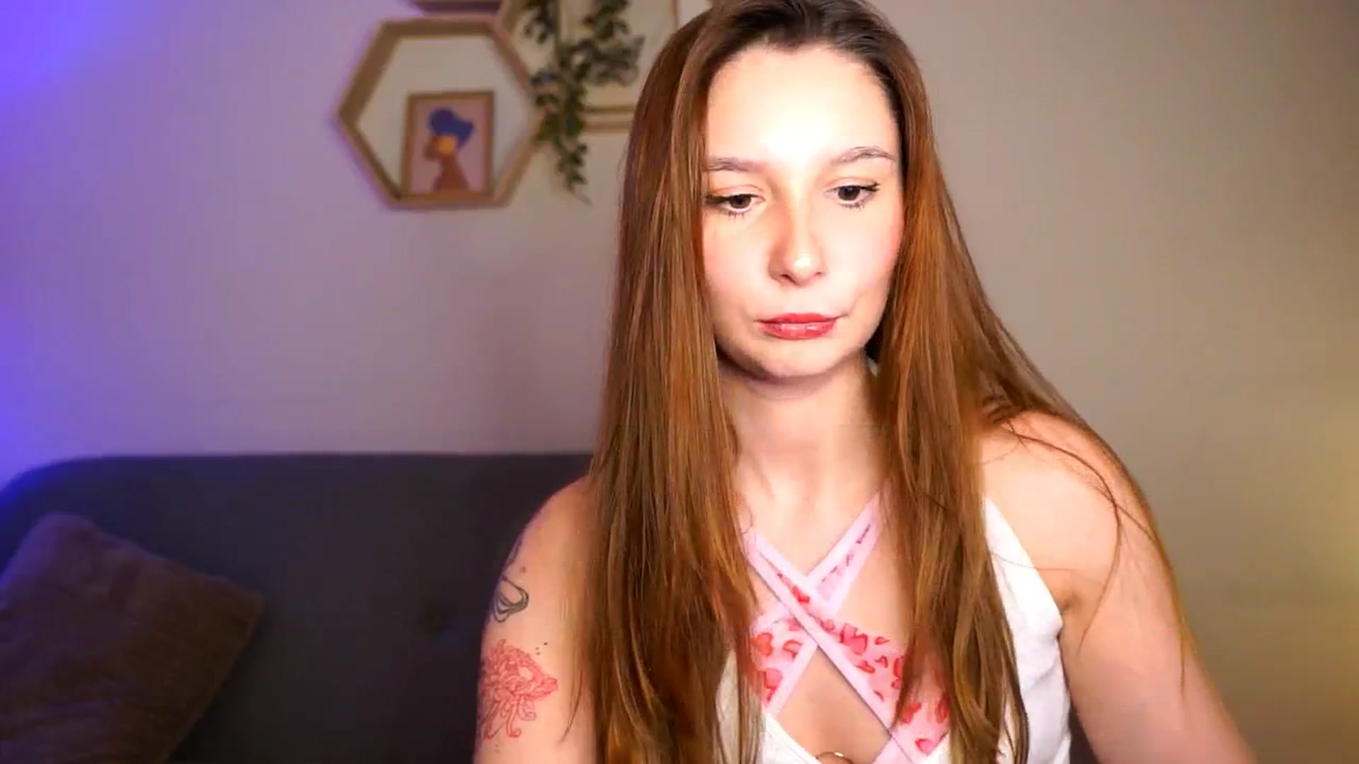 Gallery image thumbnail from BambiiQueen's myfreecams stream on, 03/29/2026, 19:36 image 16 of 20