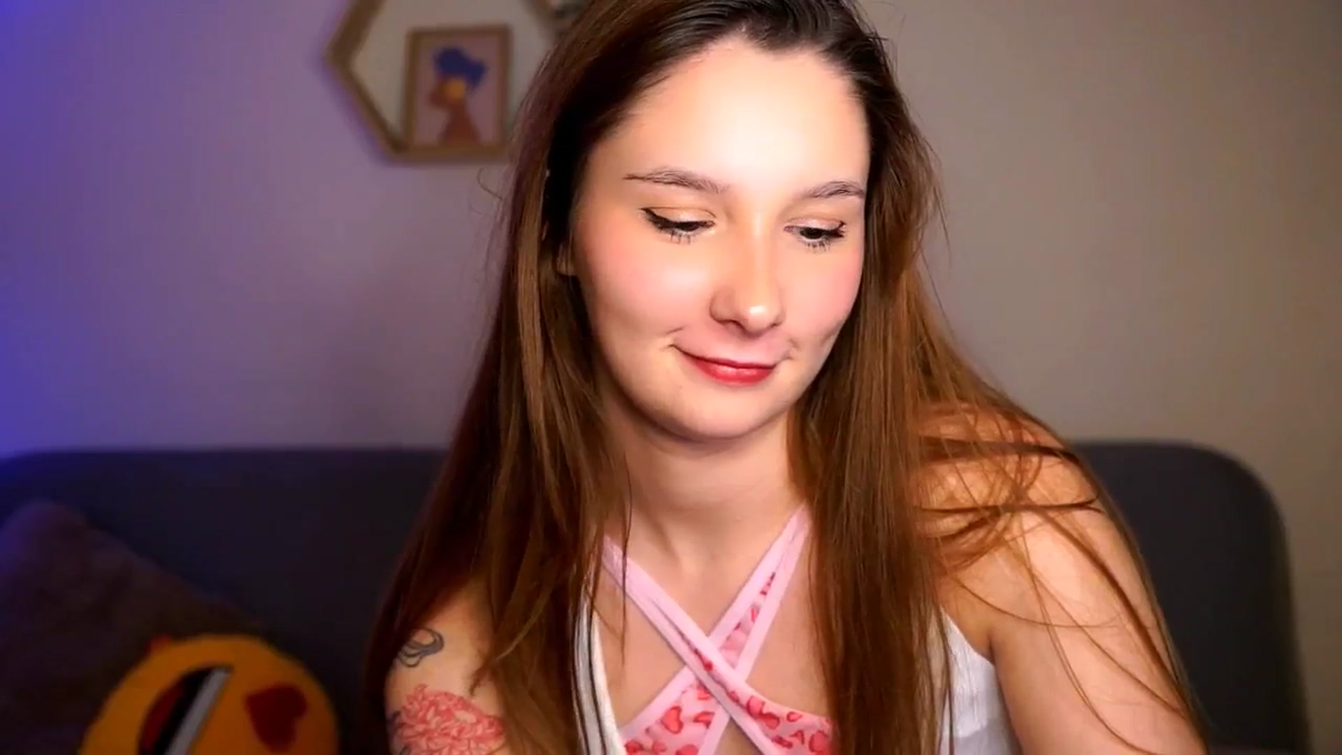 Gallery image thumbnail from BambiiQueen's myfreecams stream on, 03/29/2026, 19:36 image 9 of 20