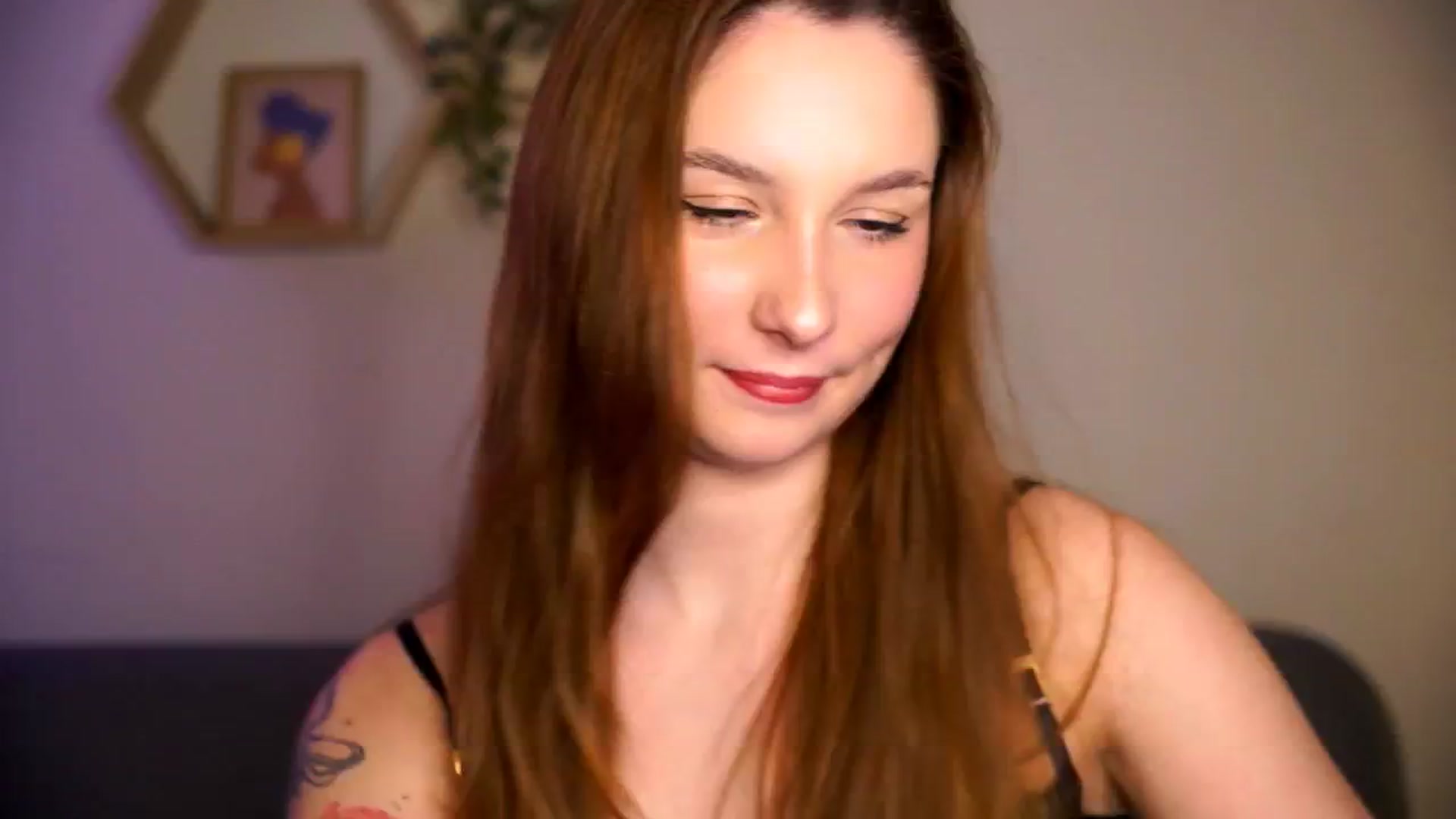 Gallery image thumbnail from BambiiQueen's myfreecams stream on, 03/30/2026, 17:44 image 15 of 20