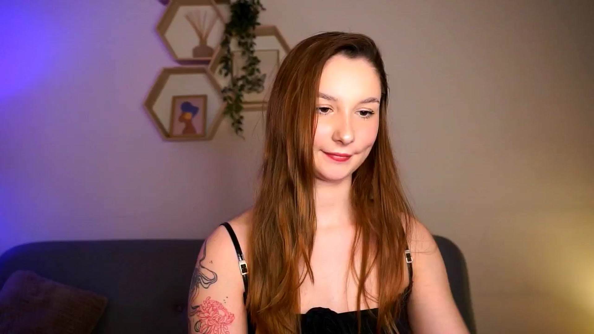 Gallery image thumbnail from BambiiQueen's myfreecams stream on, 03/30/2026, 17:44 image 11 of 20